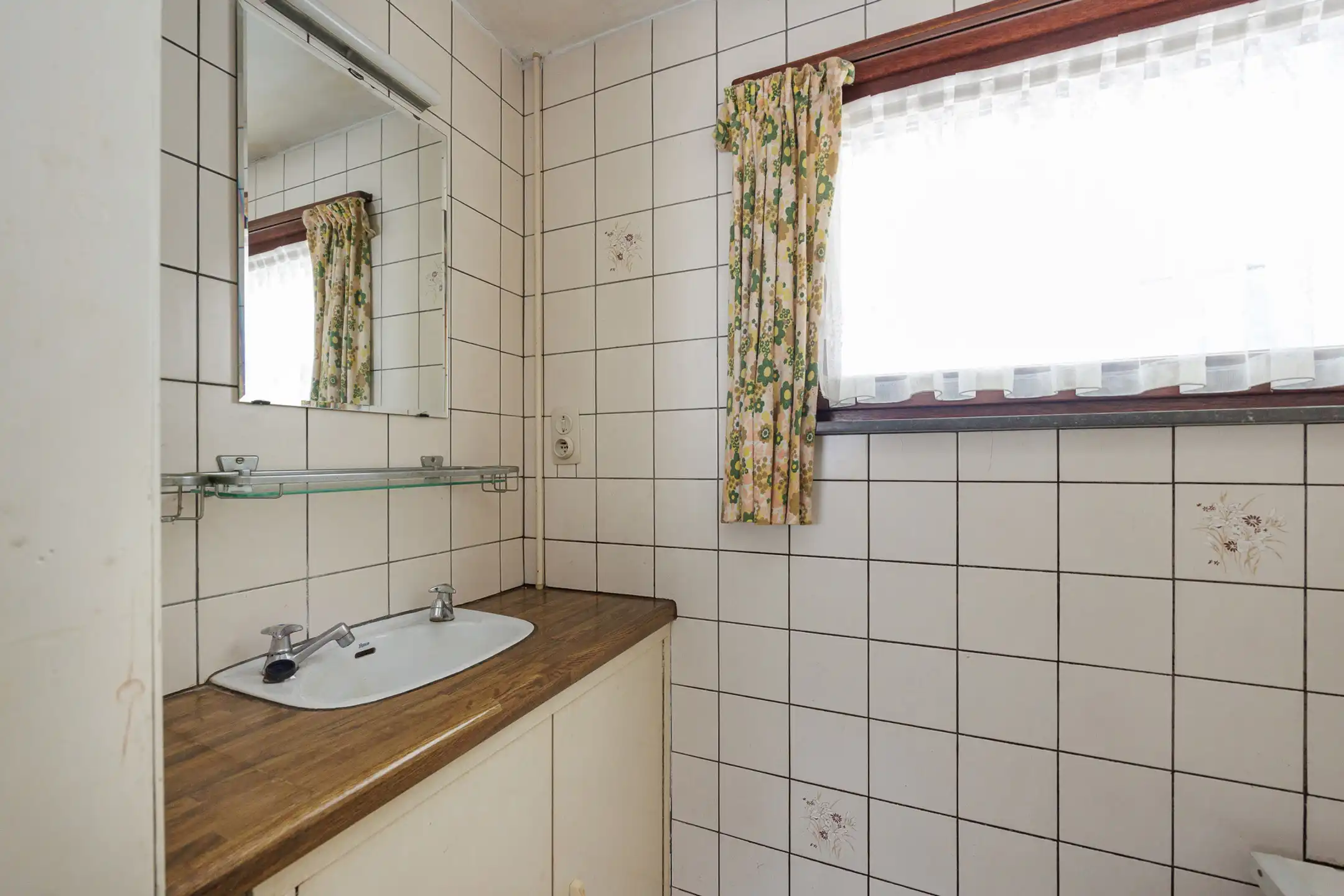 Te renoveren woning op mooi perceel van 1.519 m² (Zuid) foto 14