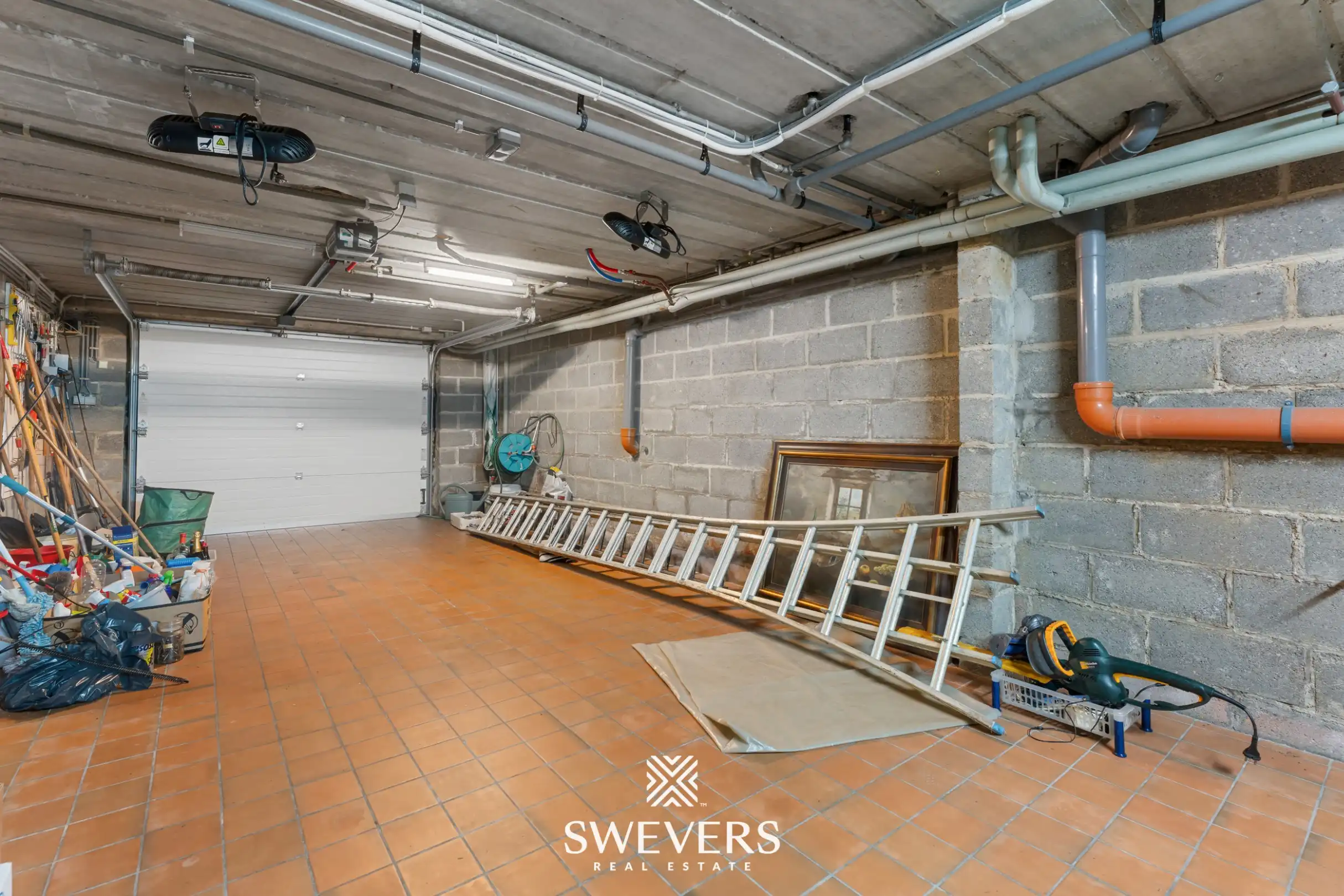 Open bebouwing in Houthalen met 3 slaapkamers, grote kelder en garage: foto 23