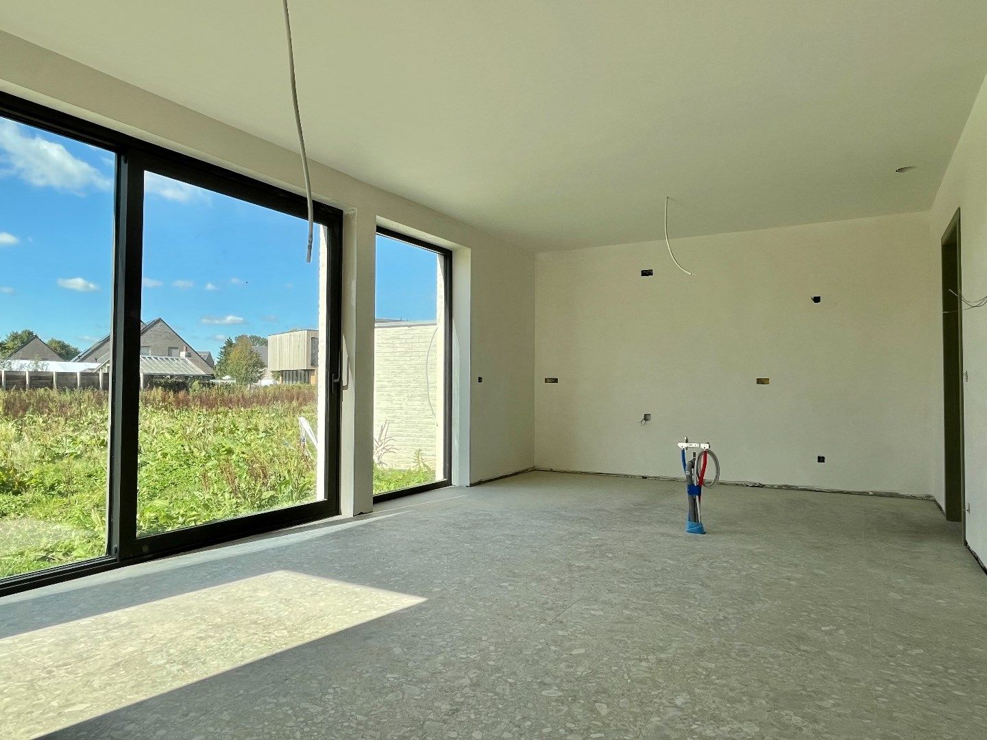 Nieuwbouwwoning met grote tuin, gelegen in het woonproject Lijstergalm in Kuurne. foto 5