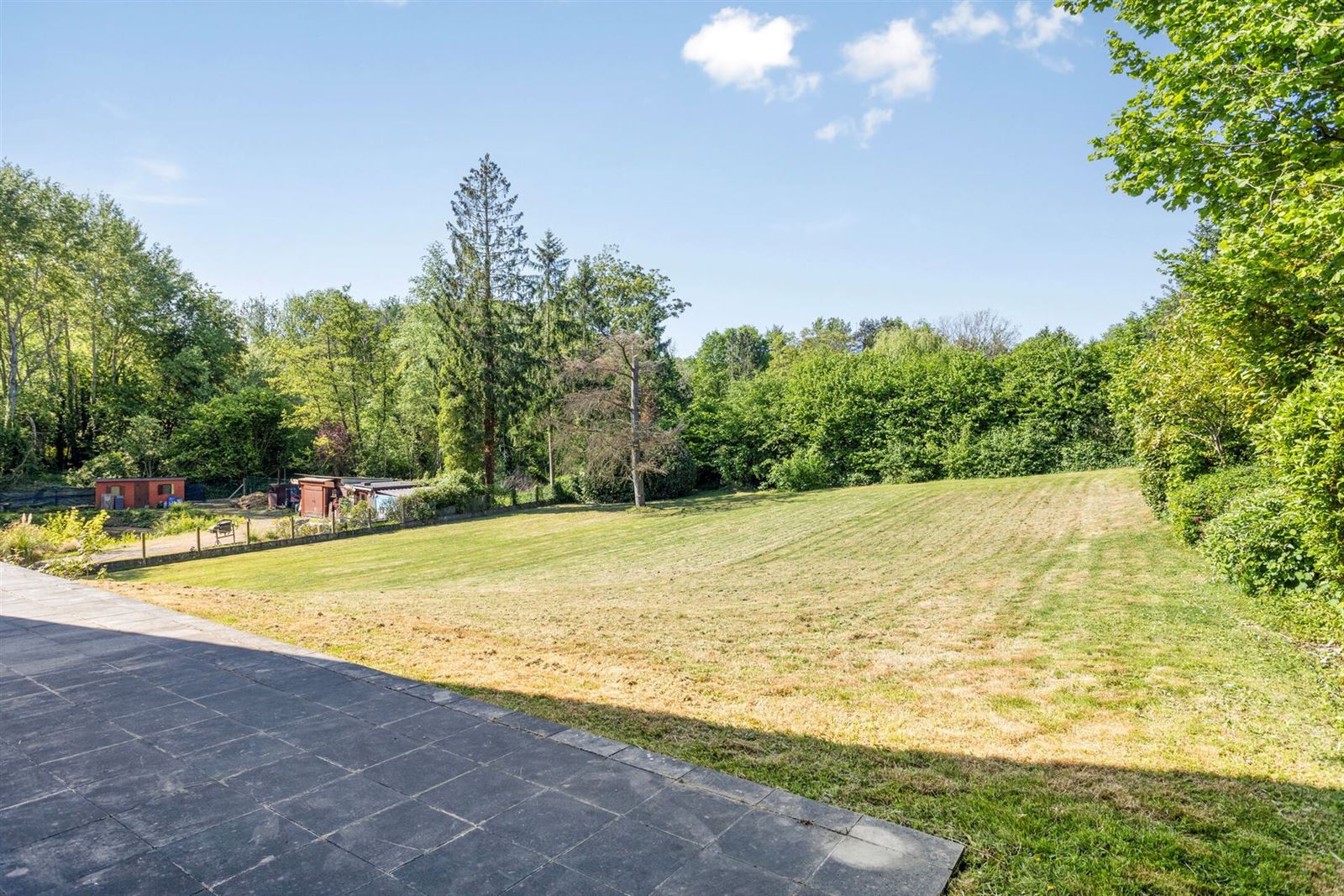 Ruime achterin gelegen villa met 5 slaapkamers op prachtig terrein van 40a foto 32