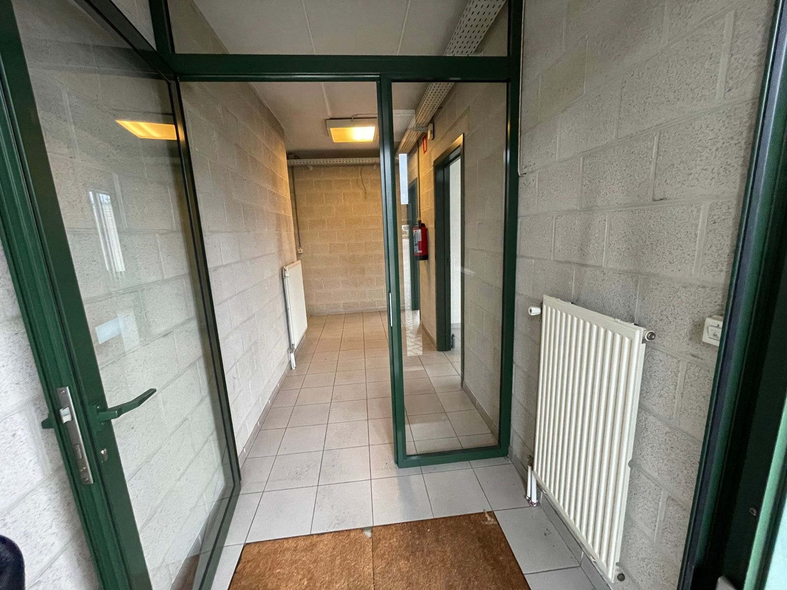 Bedrijfsvastgoed te huur foto 2