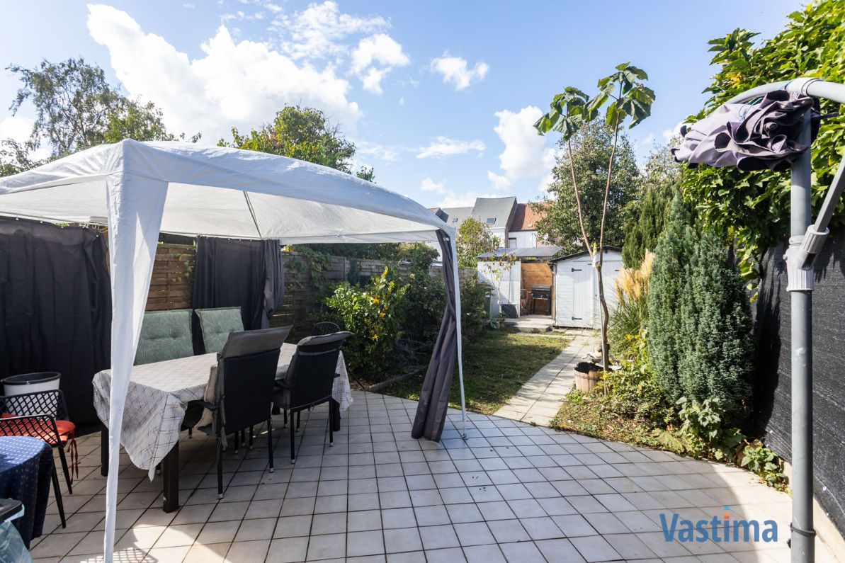 Licht op te frissen gezins- of starterswoning met tuin in Aalst foto 27