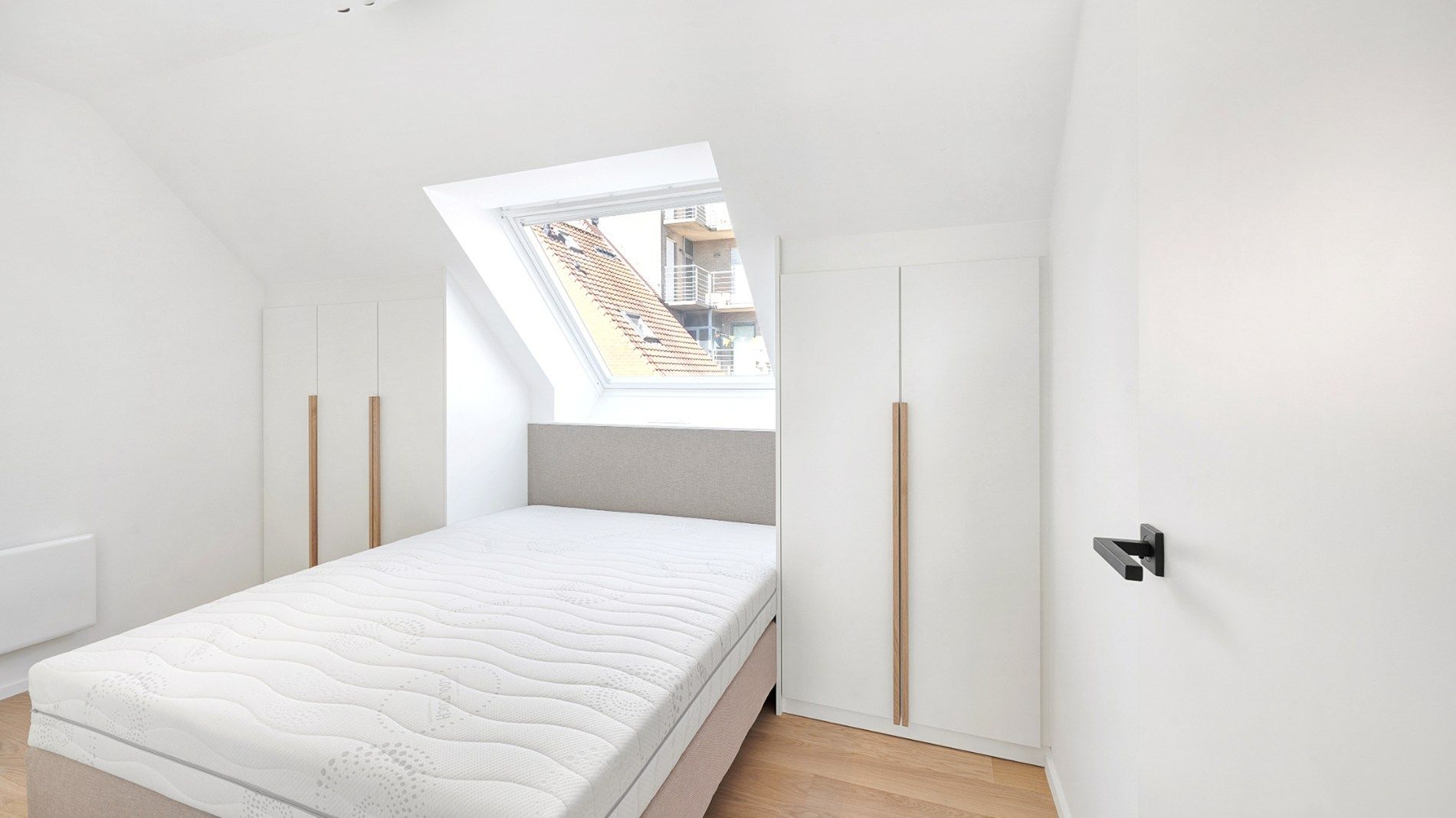 Prachtig duplex appartement met 18 meter gevelbreedte en groot zuid gericht terras met open zicht over het Knokse hinterland foto 10