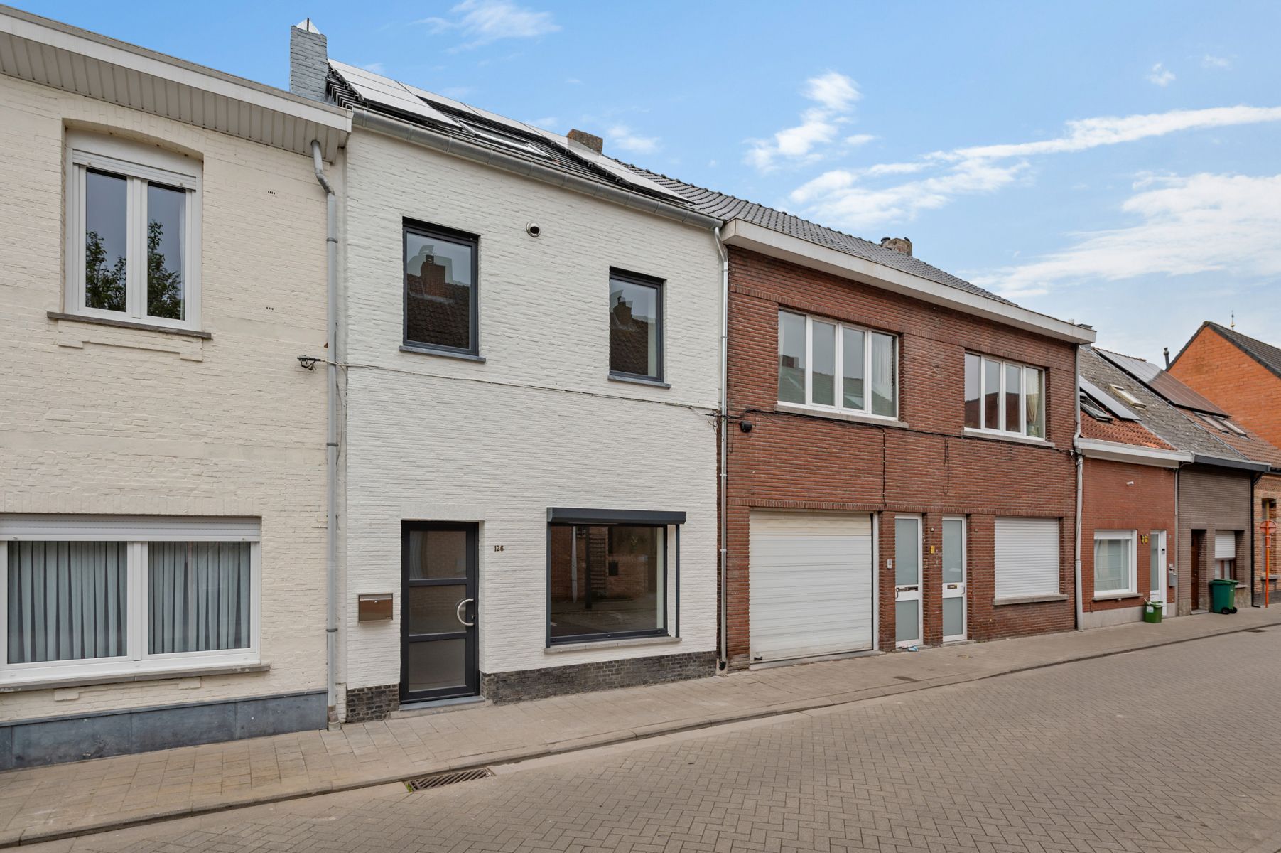 Huis te koop foto {{pictureIndex}}