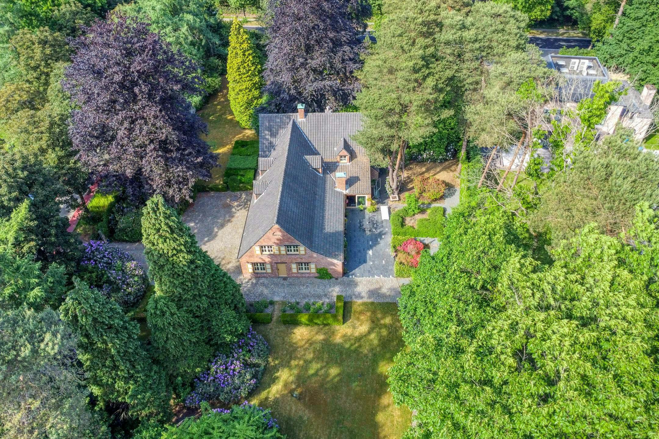 Karaktervolle villa met bijgebouw te koop in Schilde foto 39