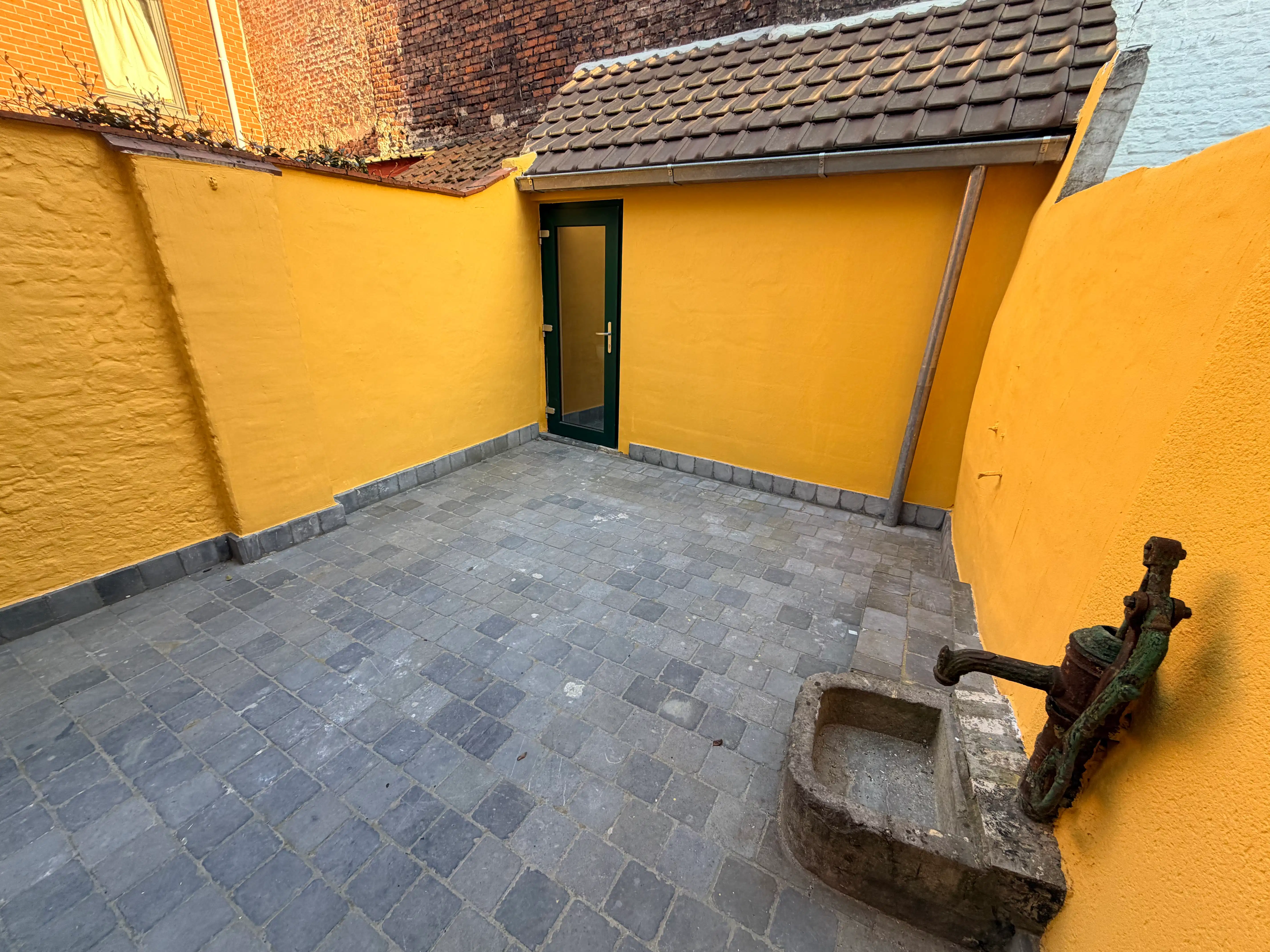 --- NIEUW --- Ideale cohousing woning: volledig gerenoveerde 2-slaapkamerwoning met elk een eigen douche in centrum Gent! foto 15