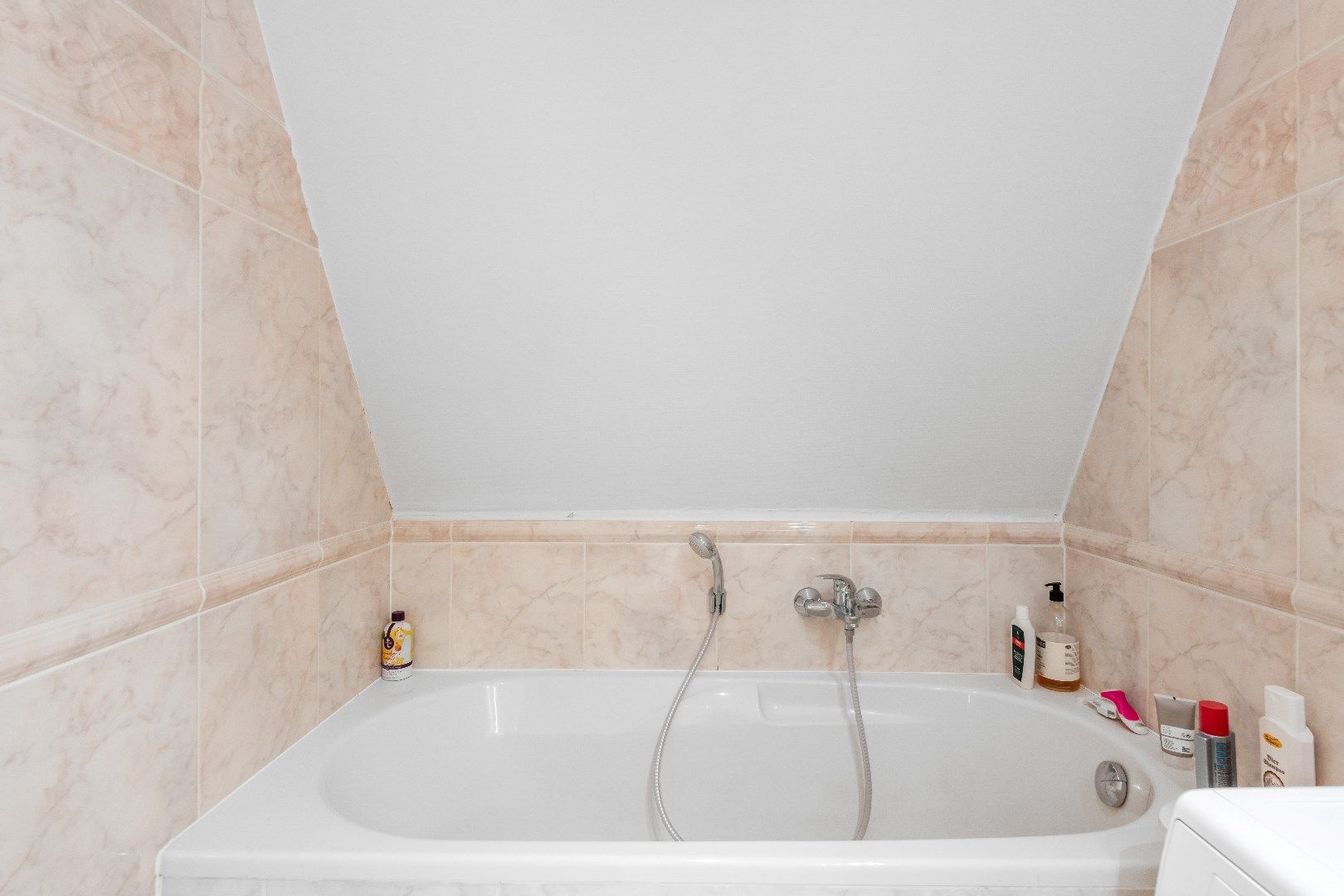 Duplex appartement in een villa-residentie te Albertstrand. Inclusief garage. foto 18