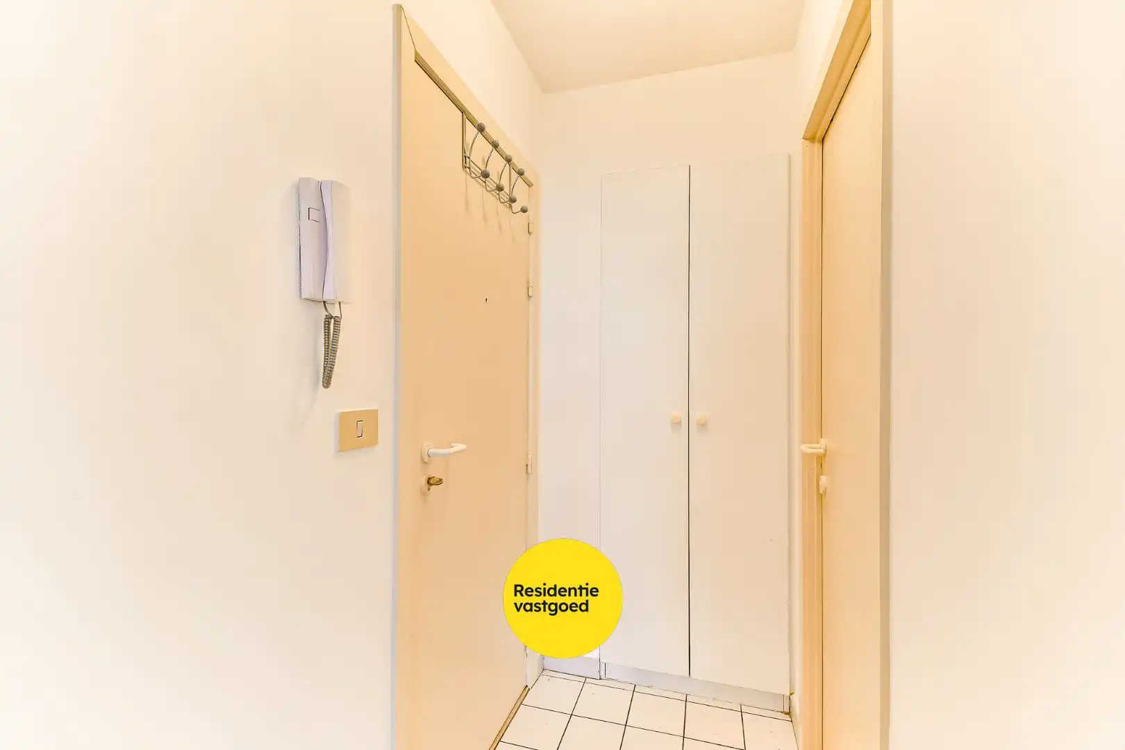 Studio met zongericht balkon in het centrum van Middelkerke foto 10