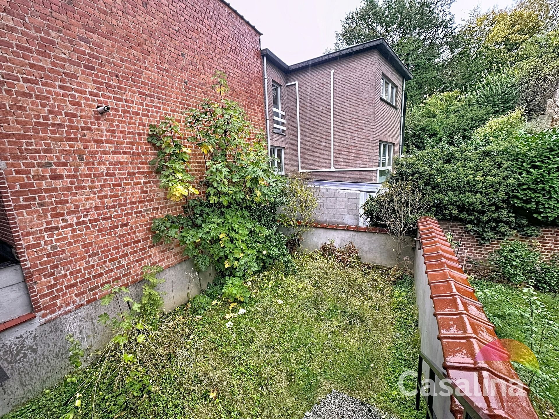 Te renoveren woning met echt potentieel foto 16