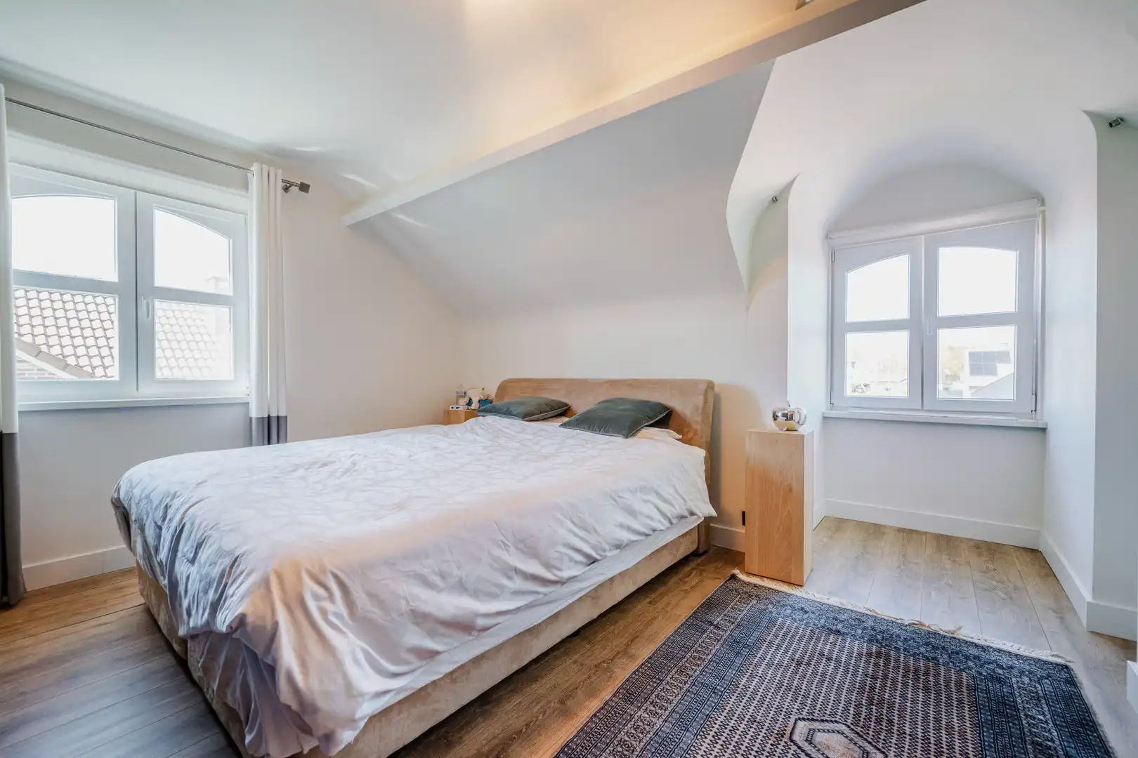 Charmante woning met 4 slaapkamers en verzorgde tuin met zwembad foto 24