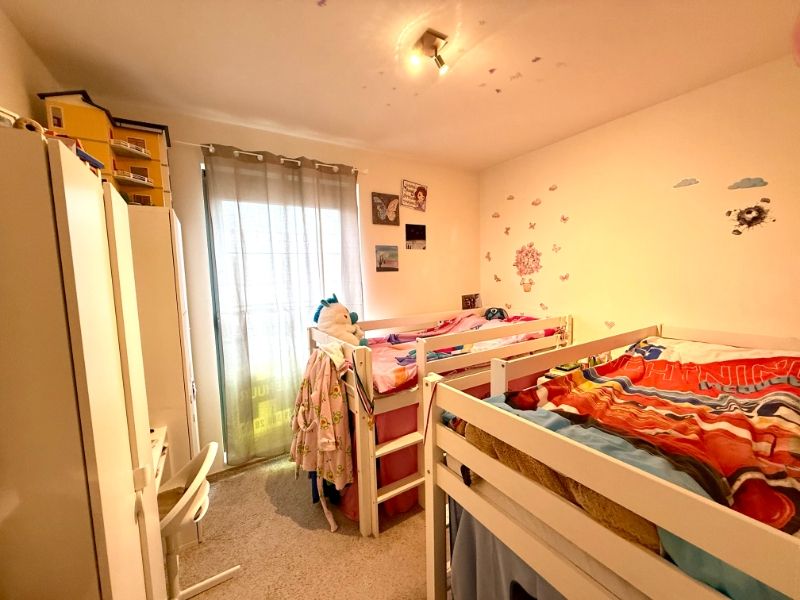 Zonnig, centraal gelegen appartement met 2 slaapkamers en ruim terras (12 vkm) met zicht op de Leie foto 10