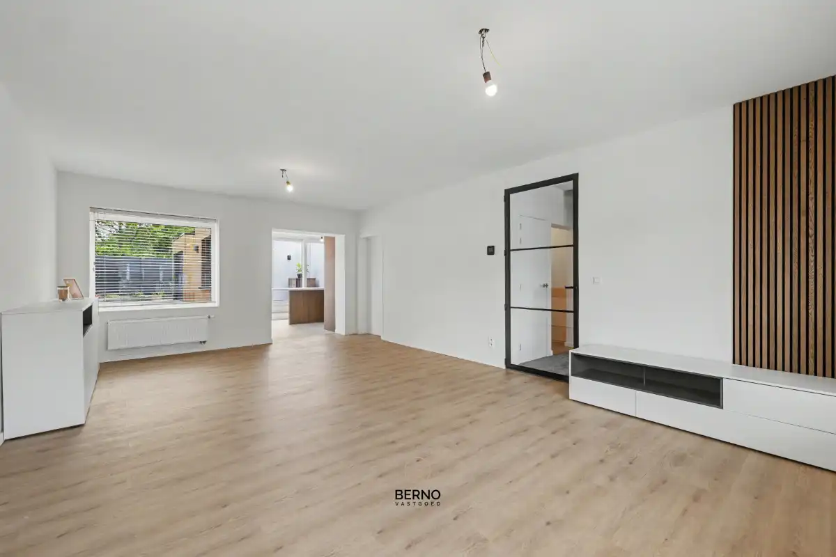 Instapklare en energiezuinige gerenoveerde woning. foto 4
