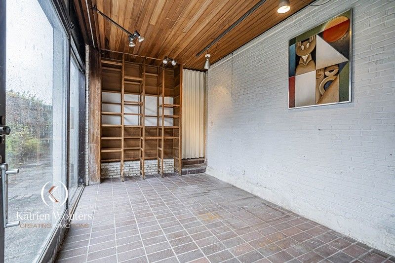 Organische architecten- en kunstenaarswoning foto 23