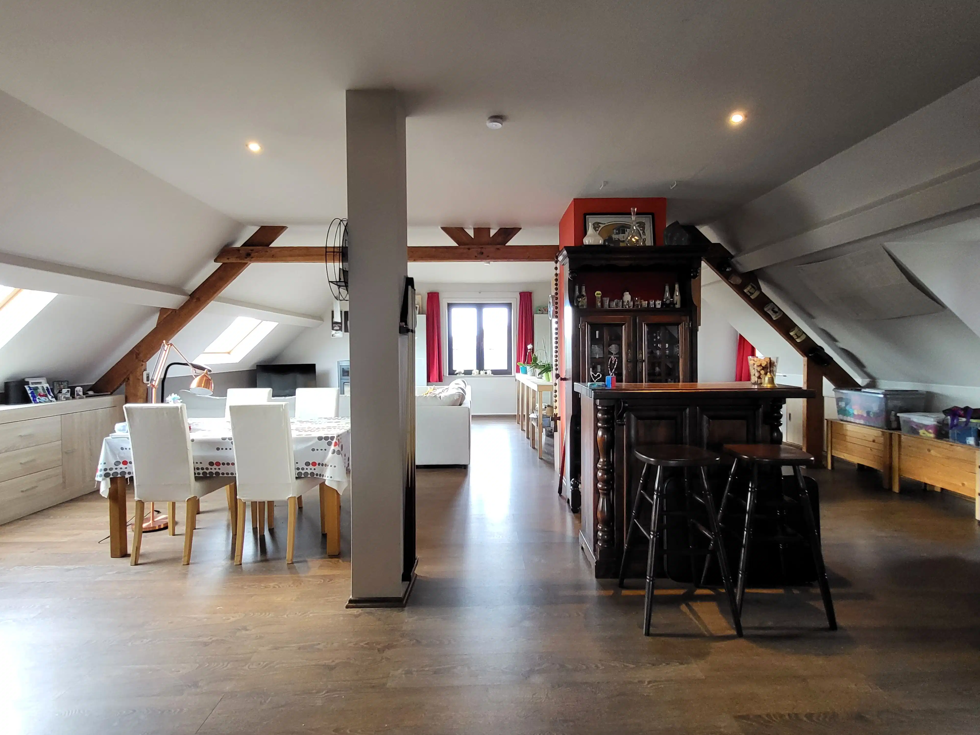 Dit uitzonderlijk ruim en energiezuinig landhuis op 4.149 m² combineert comfort, volume en een instapklare afwerking met tal van mogelijkheden. Topper! foto 24