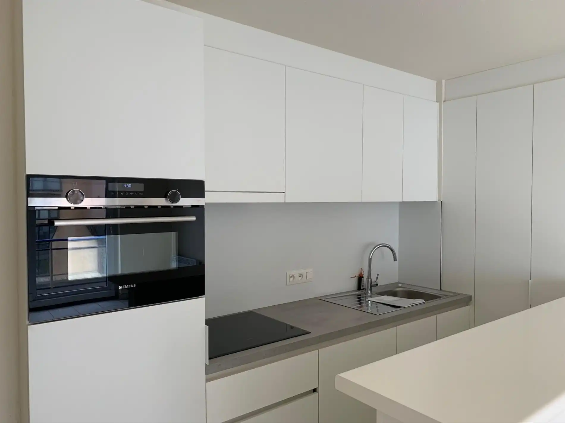 Prachtig gerenoveerd duplexappartement, met zicht op zee foto 3