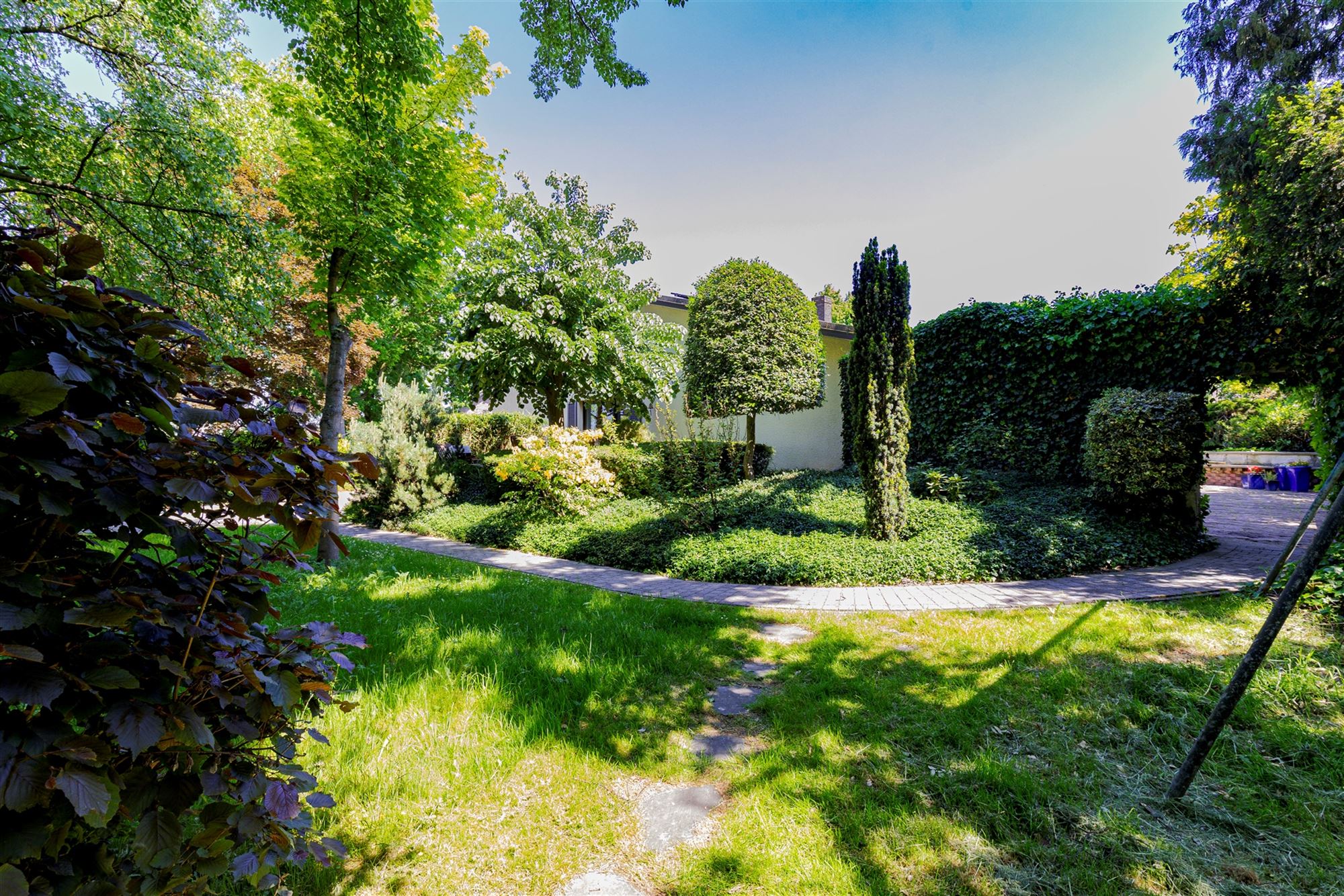 Ruime villa met 5 slpks en 3 bdks op een preceel van 2128m² foto 13