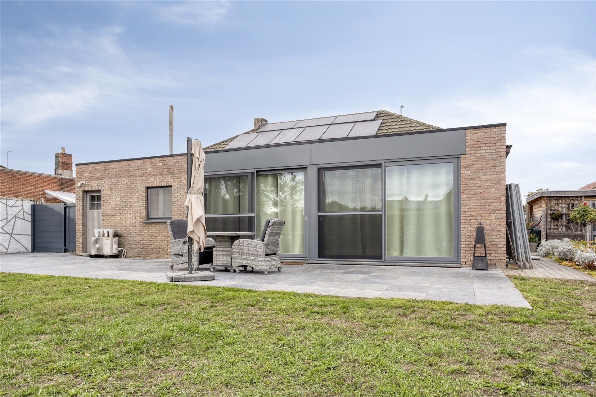 Huis foto 24