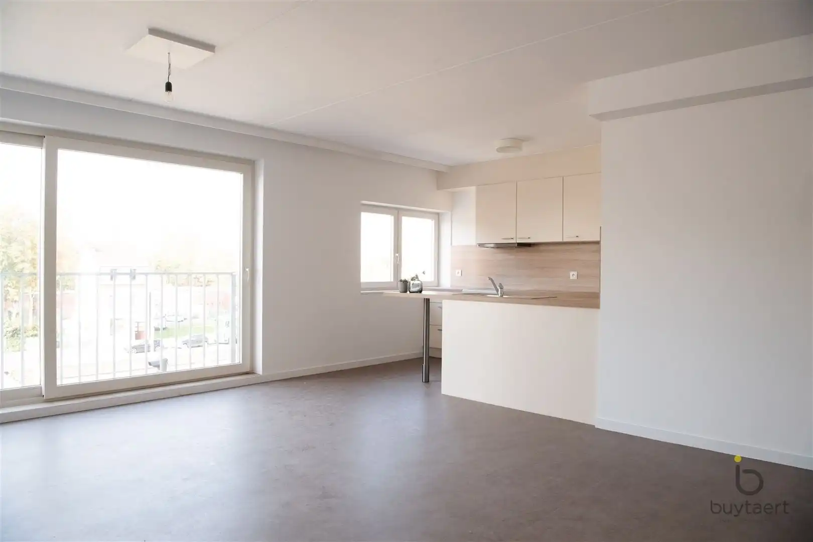 Energiezuinig appartement met parkeermogelijkheden! foto 3