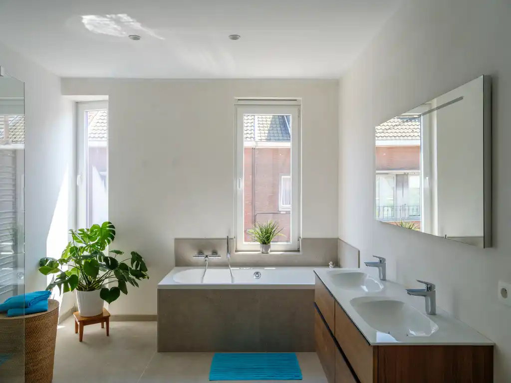 Volledig gerenoveerde interbellumwoning met 4 slaapkamers op wandelafstand van Gent-Sint-Pieters foto 8