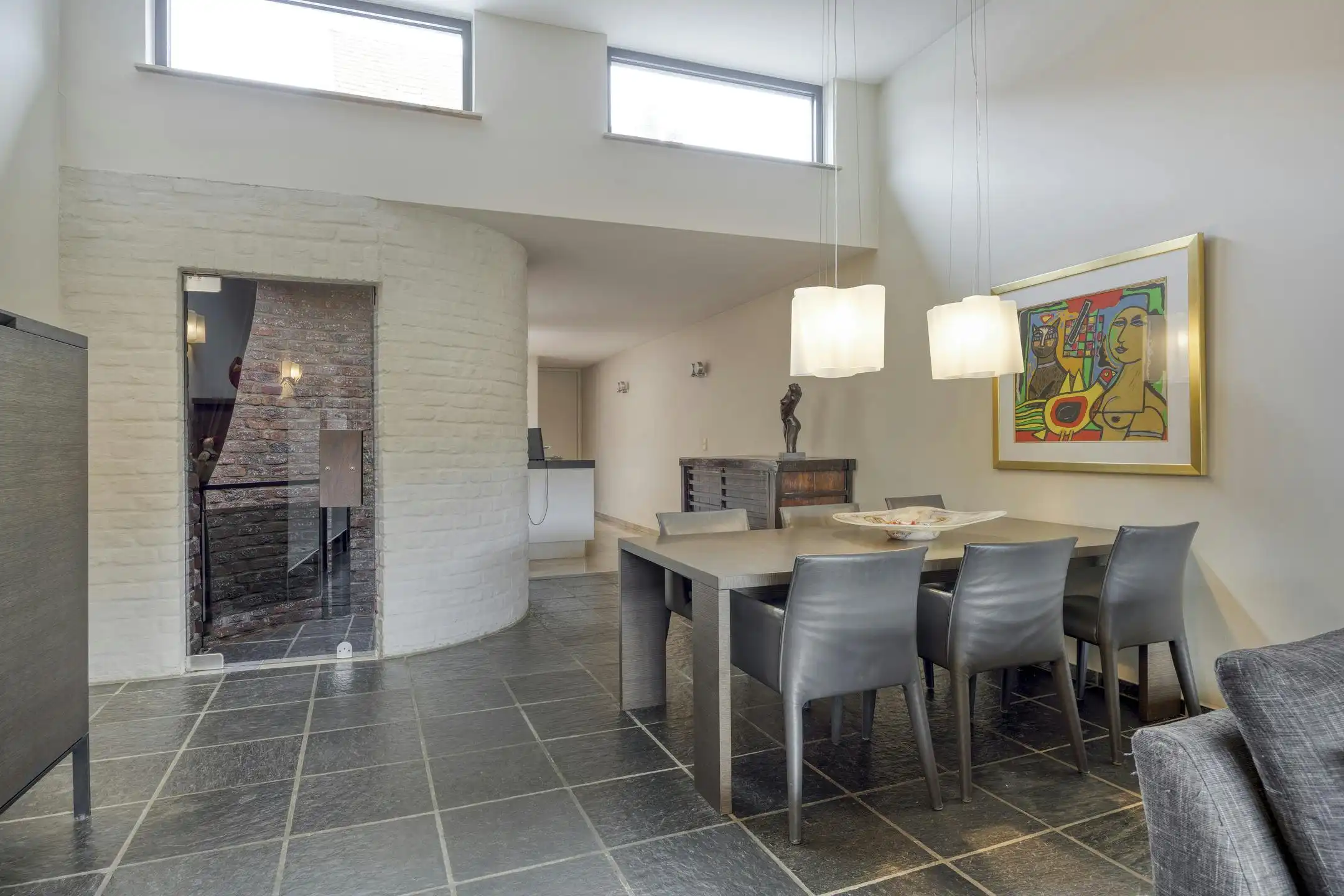 Stijlvolle stadswoning met handelspand te koop in hartje Maaseik foto 6