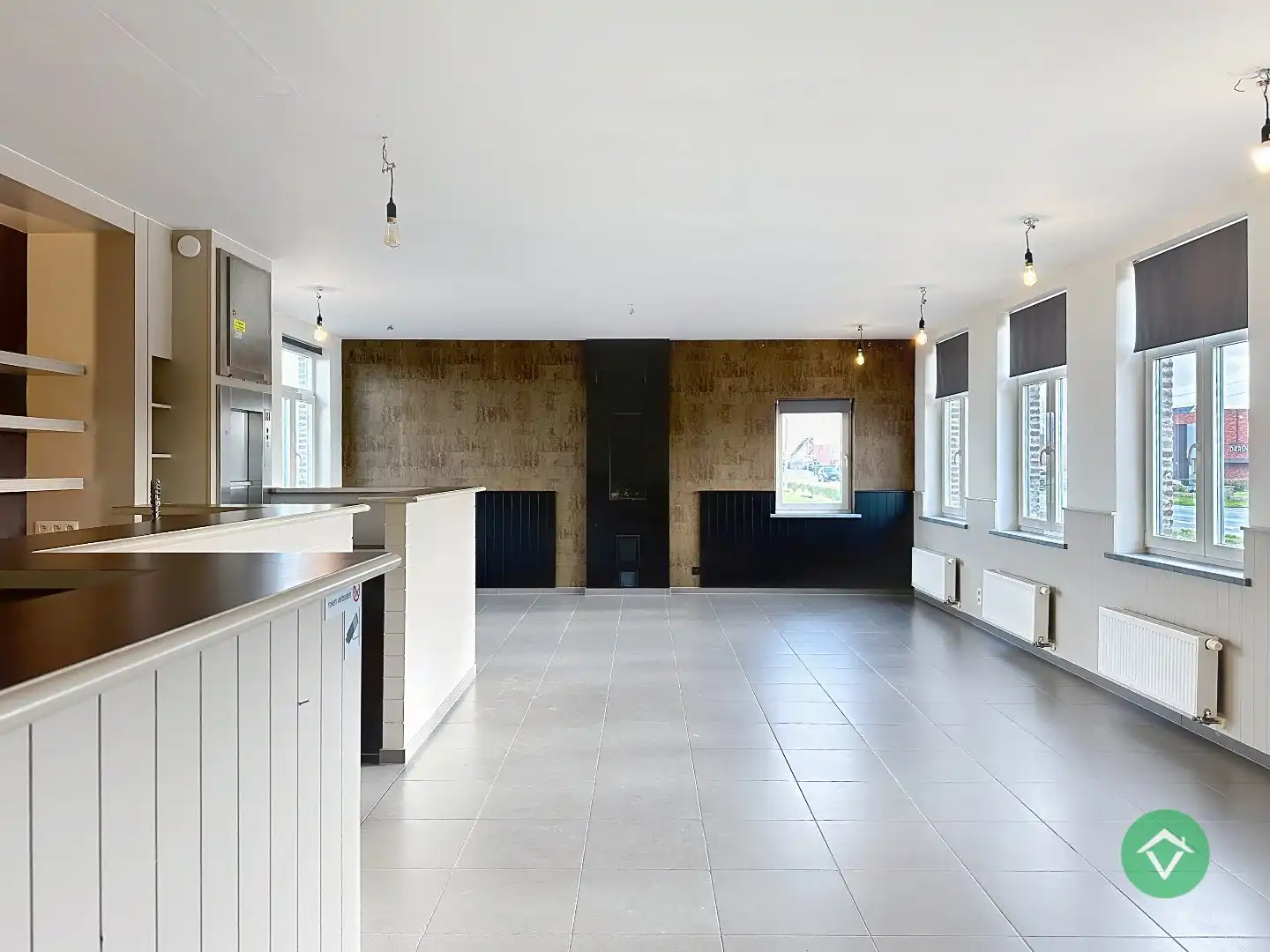 Combinatie wonen & werken: horecazaak met woonst in Eernegem foto 10