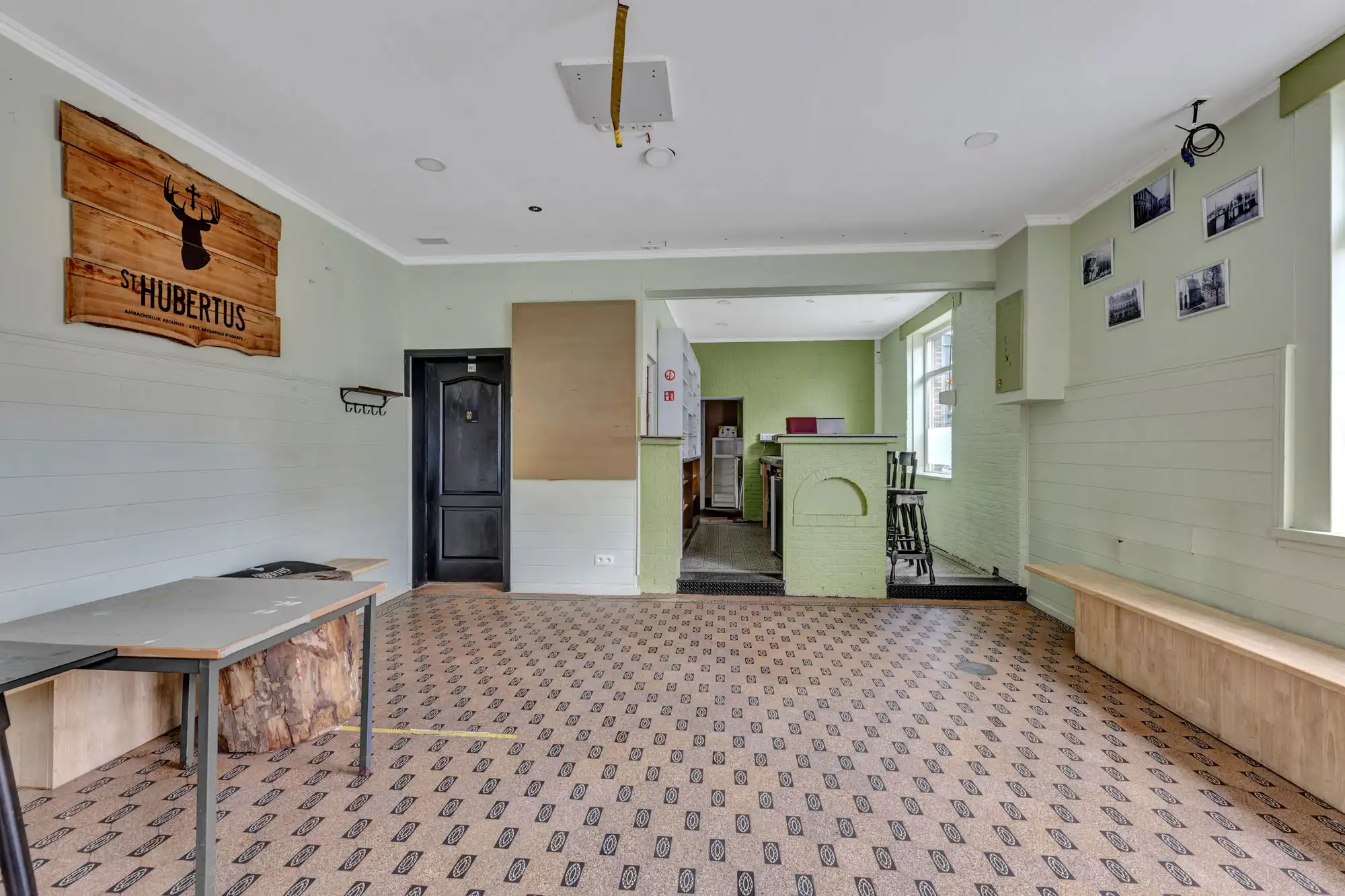 Te renoveren café/woning nabij station Denderleeuw foto 5