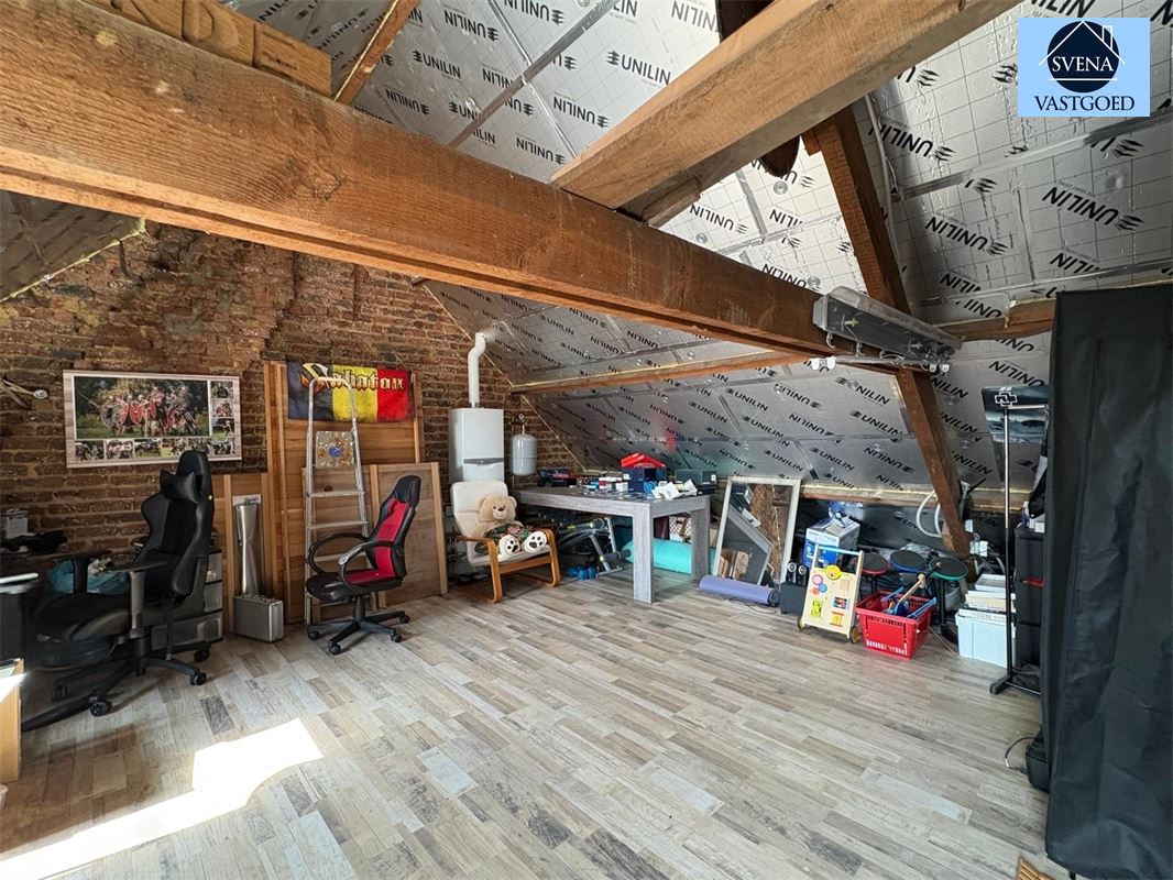 LEUKE HOB MET 3 SLAAPKAMERS, GARAGE EN TUIN foto 14