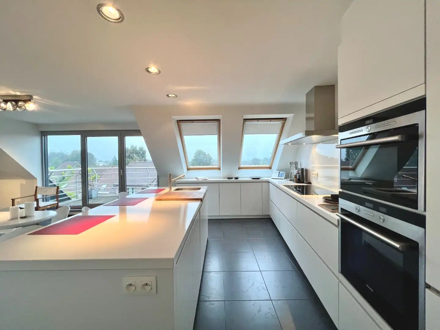 Duplex appartement met 3 slaapkamers en zolderberging foto 7