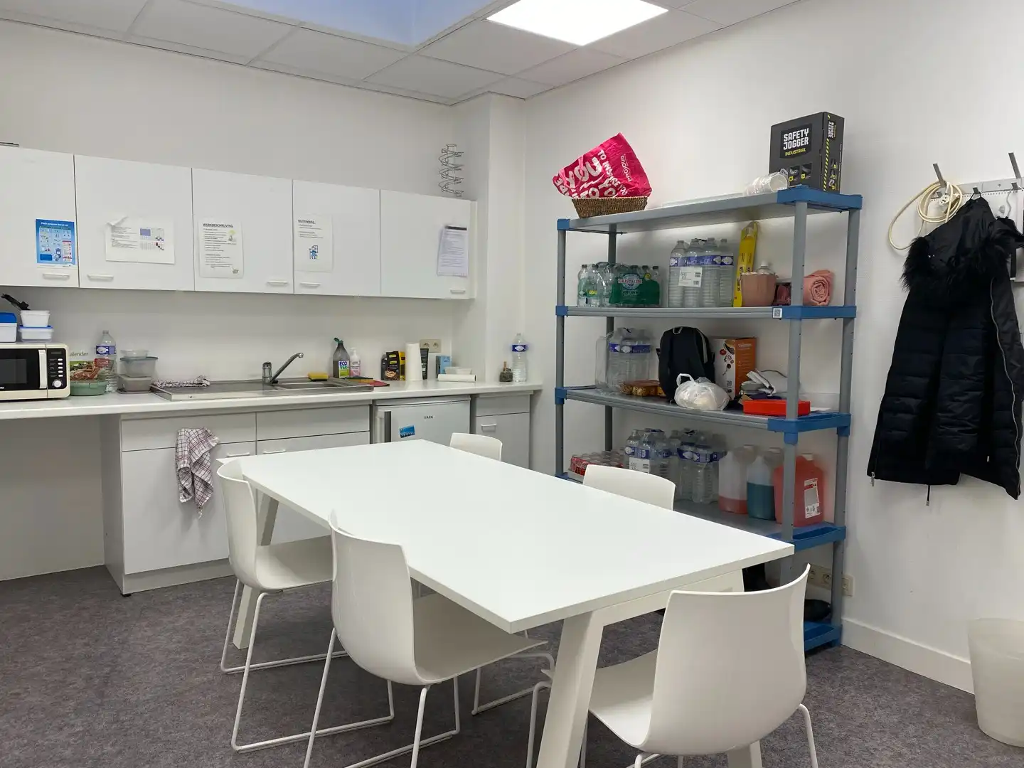 Mooi ruim winkelpand in centrum Eeklo foto 12