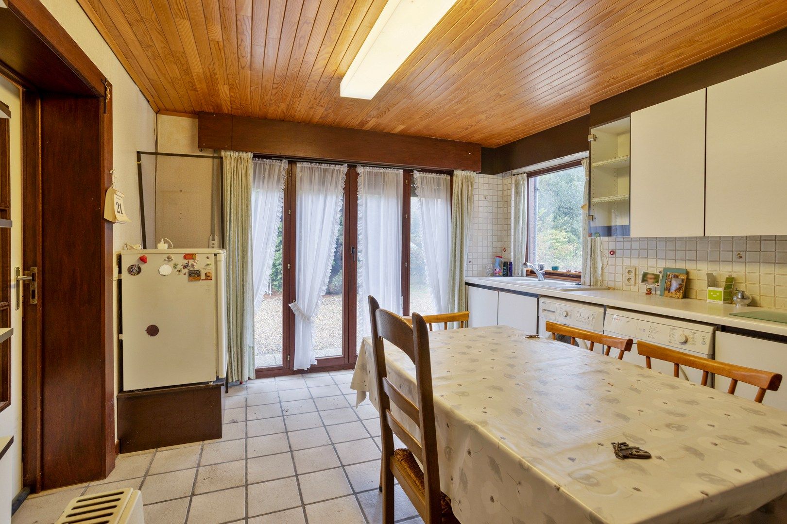 Te renoveren halfopen woning met 3 slpks op 604 m² te St.-Jozef-Olen ! foto 11