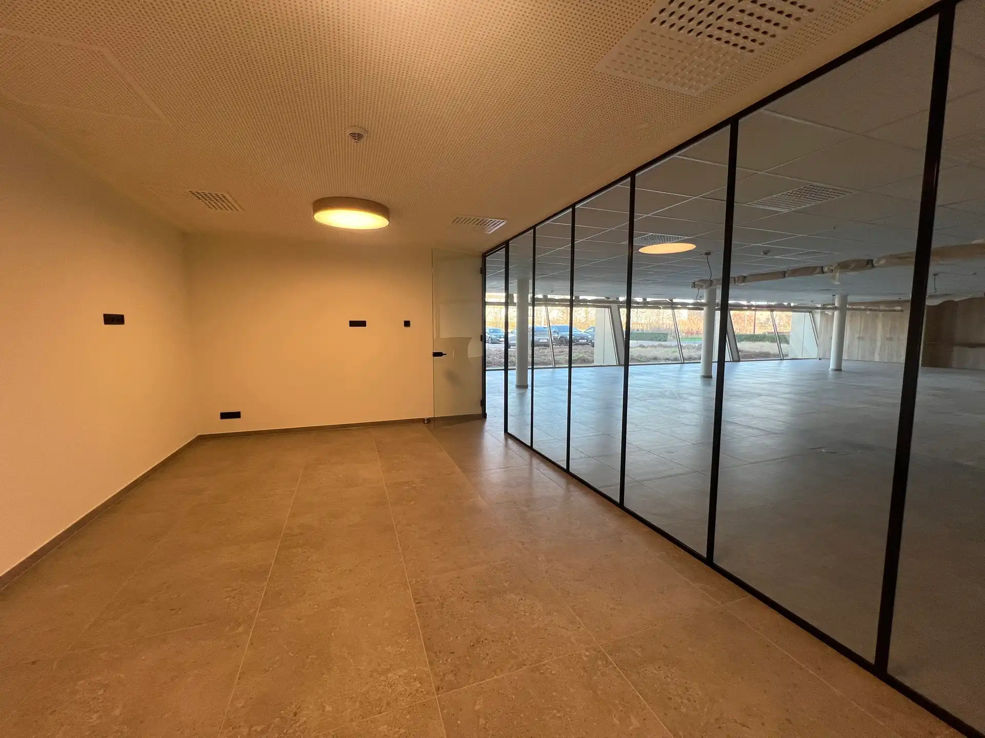 Kantoorruimte op absolute zichtlocatie foto 9