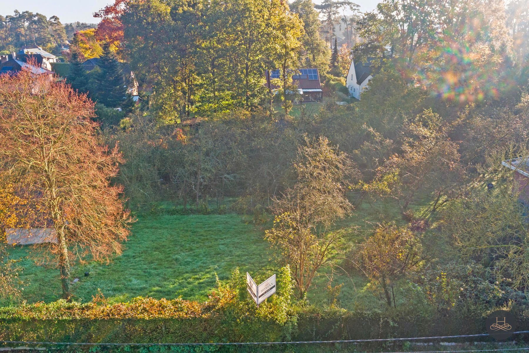 Bouwgrond gelegen in groene oase van rust foto 5