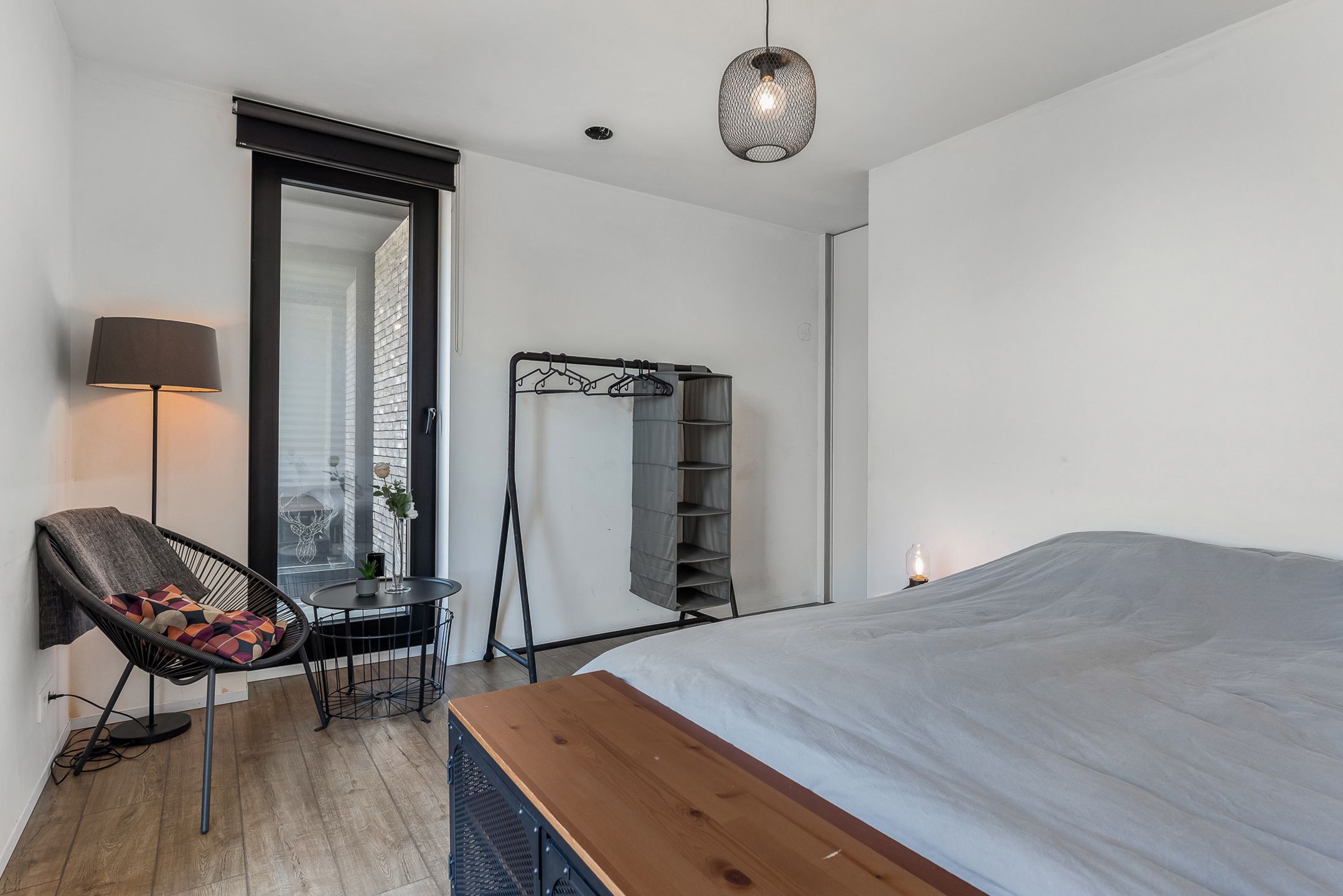 Strakke architectuur en moderne luxe in Diepenbeek foto 23