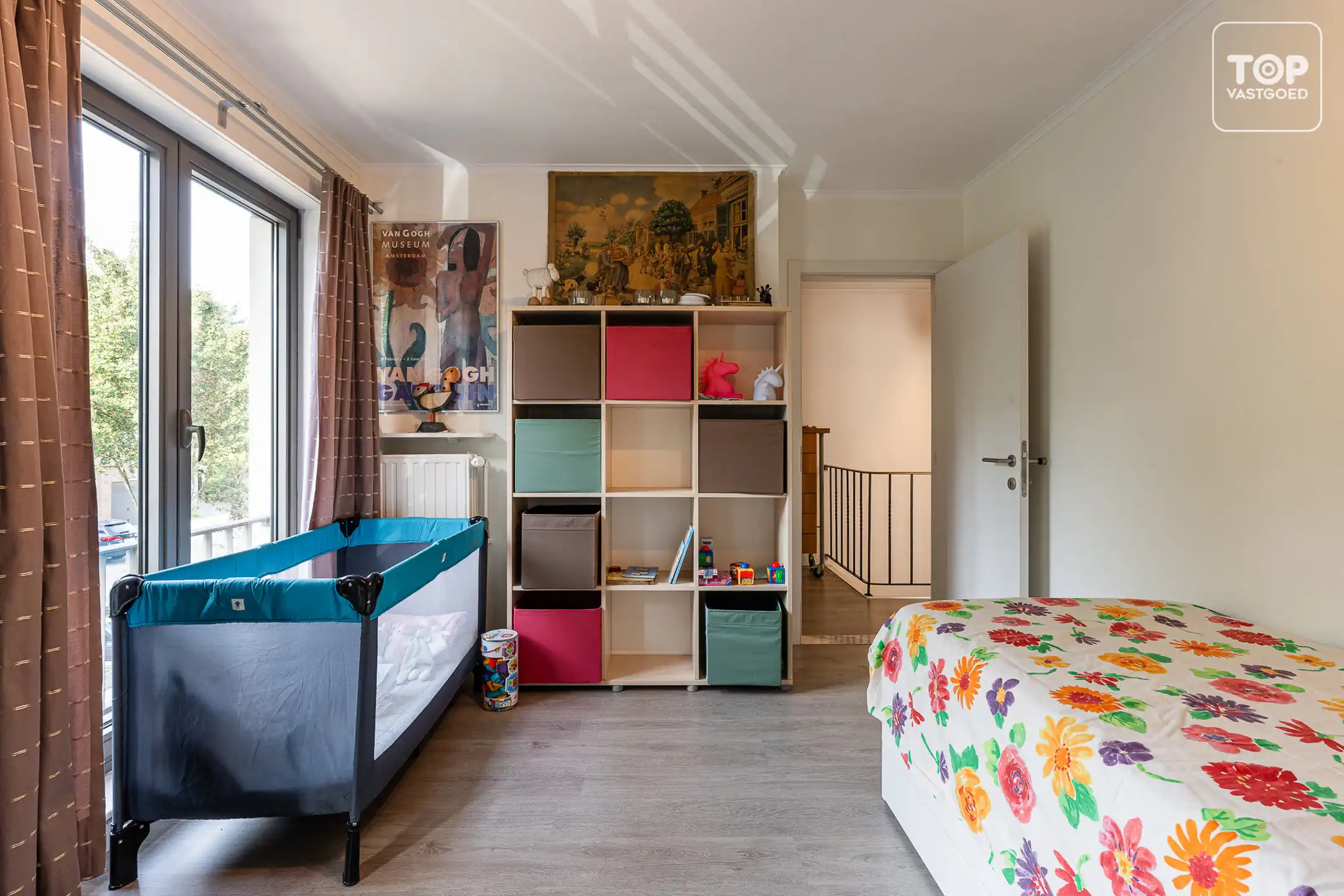 Instapklare halfopen woning met 4 slaapkamers, garage en mooie tuin foto 21