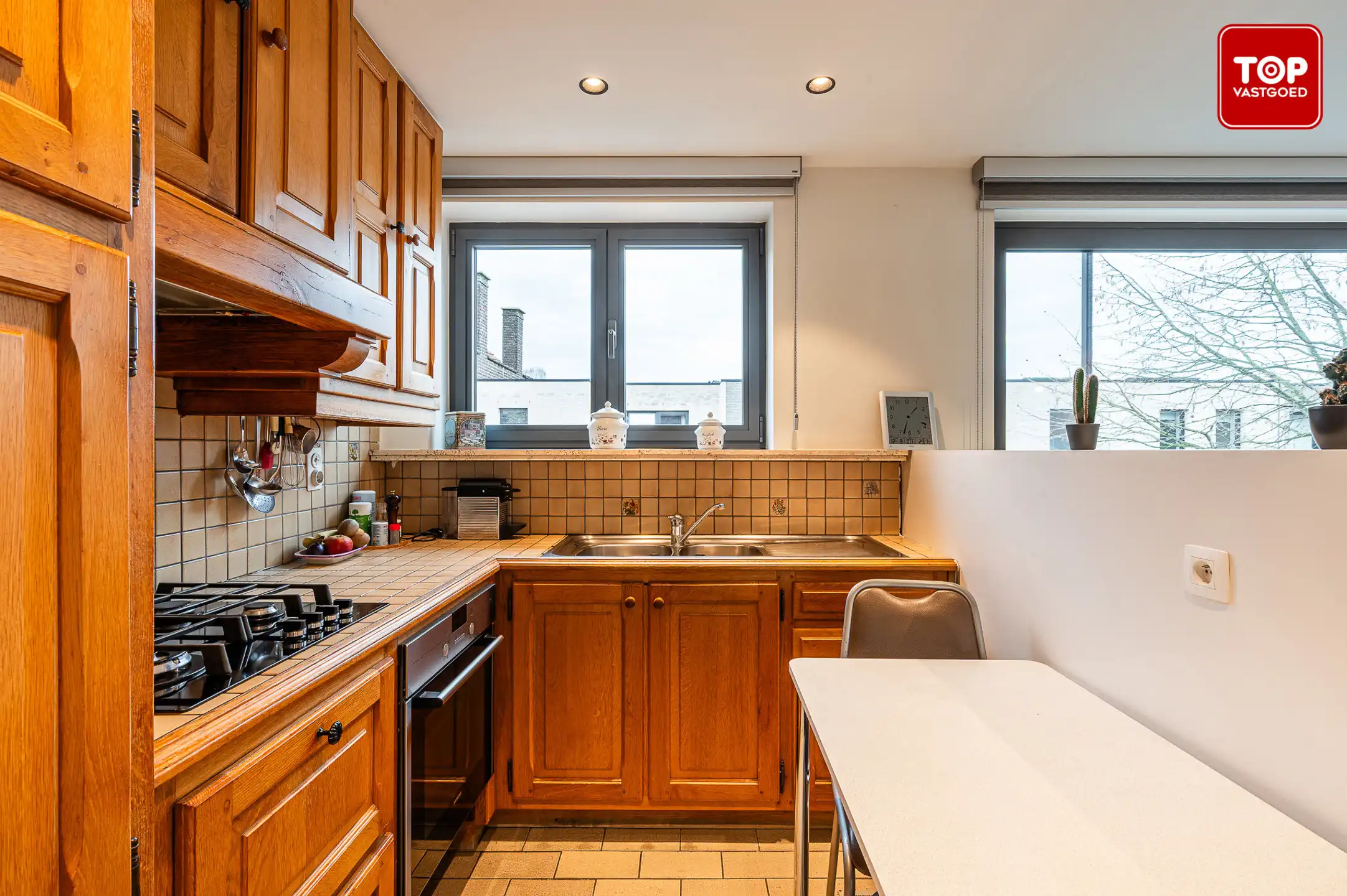 Charmante woning met 3 slaapkamers en tuin op een toplocatie foto 12