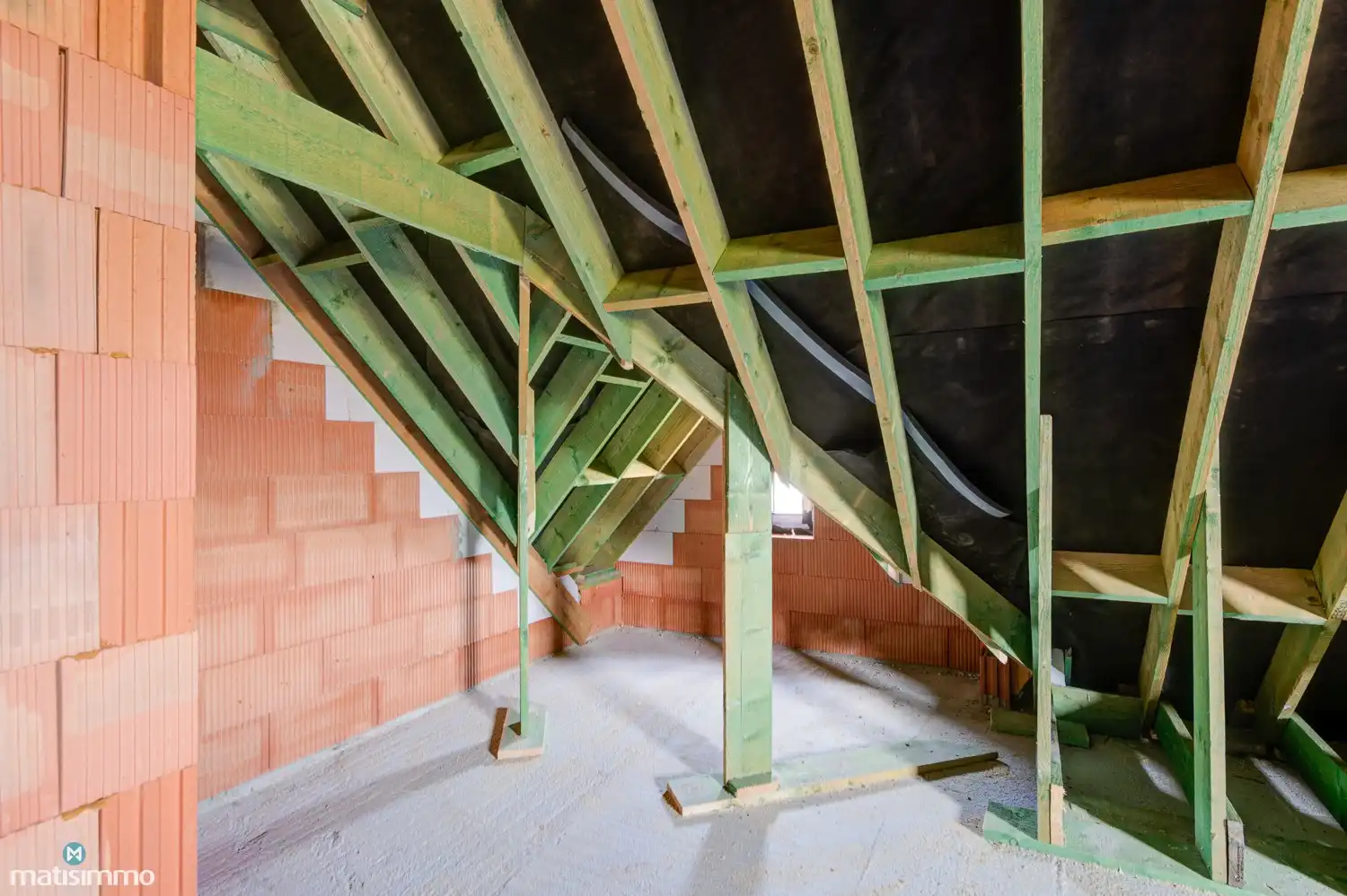 RUSTIG GELEGEN CASCO NIEUWBOUWWONING NABIJ HET GROEN TE OUDSBERGEN foto 28