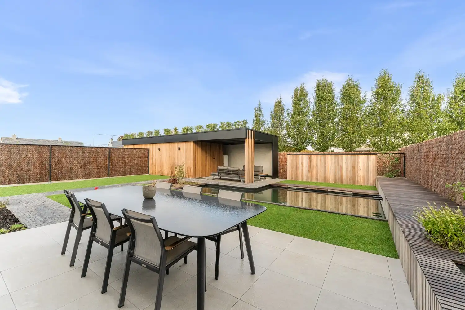 Exclusieve, recente nieuwbouwwoning met 5/6 slpks + tuin! foto 22