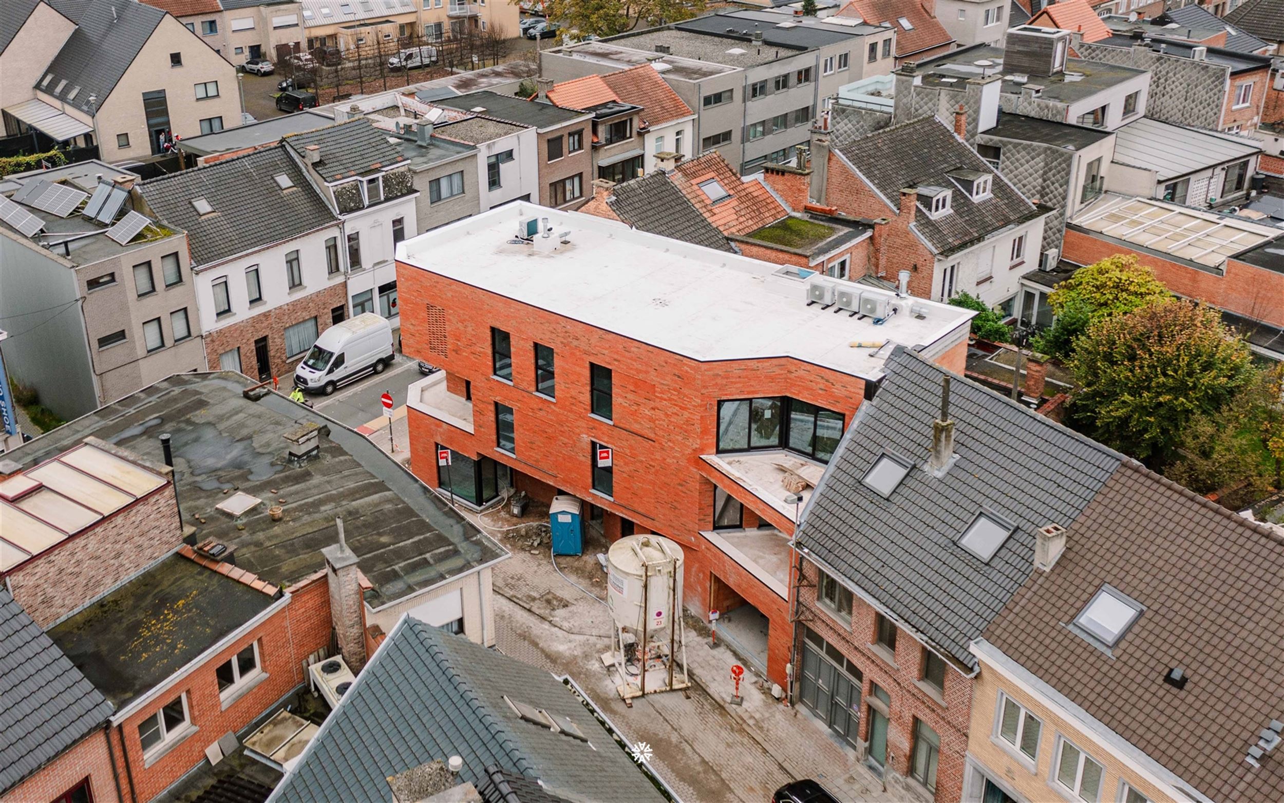 Ruim gelijkvloers nieuwbouwappartement met terras in Sint-Niklaas (6% BTW mogelijk) foto 5