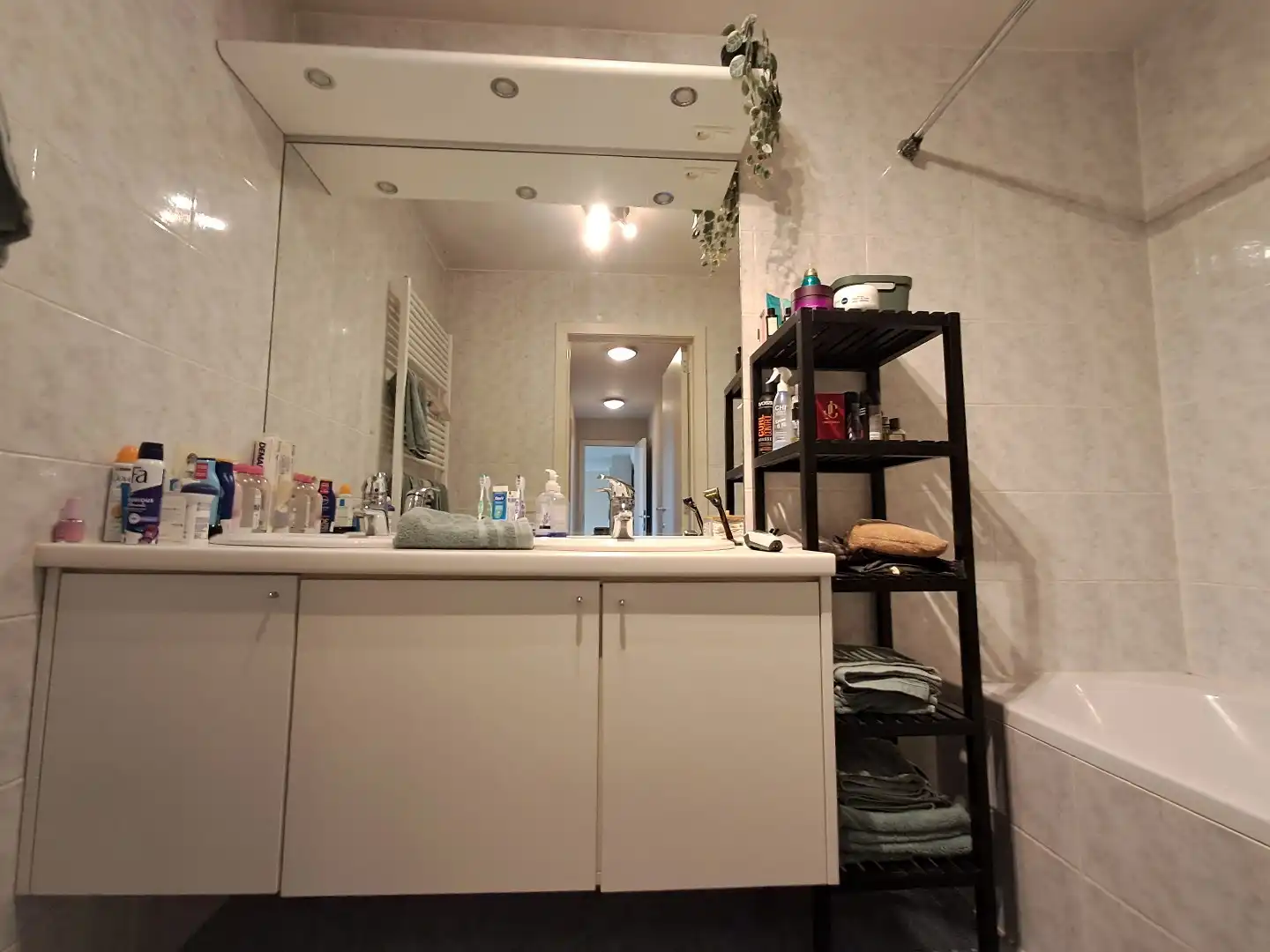 Ruim appartement (98m²), zeer centraal gelegen! foto 10