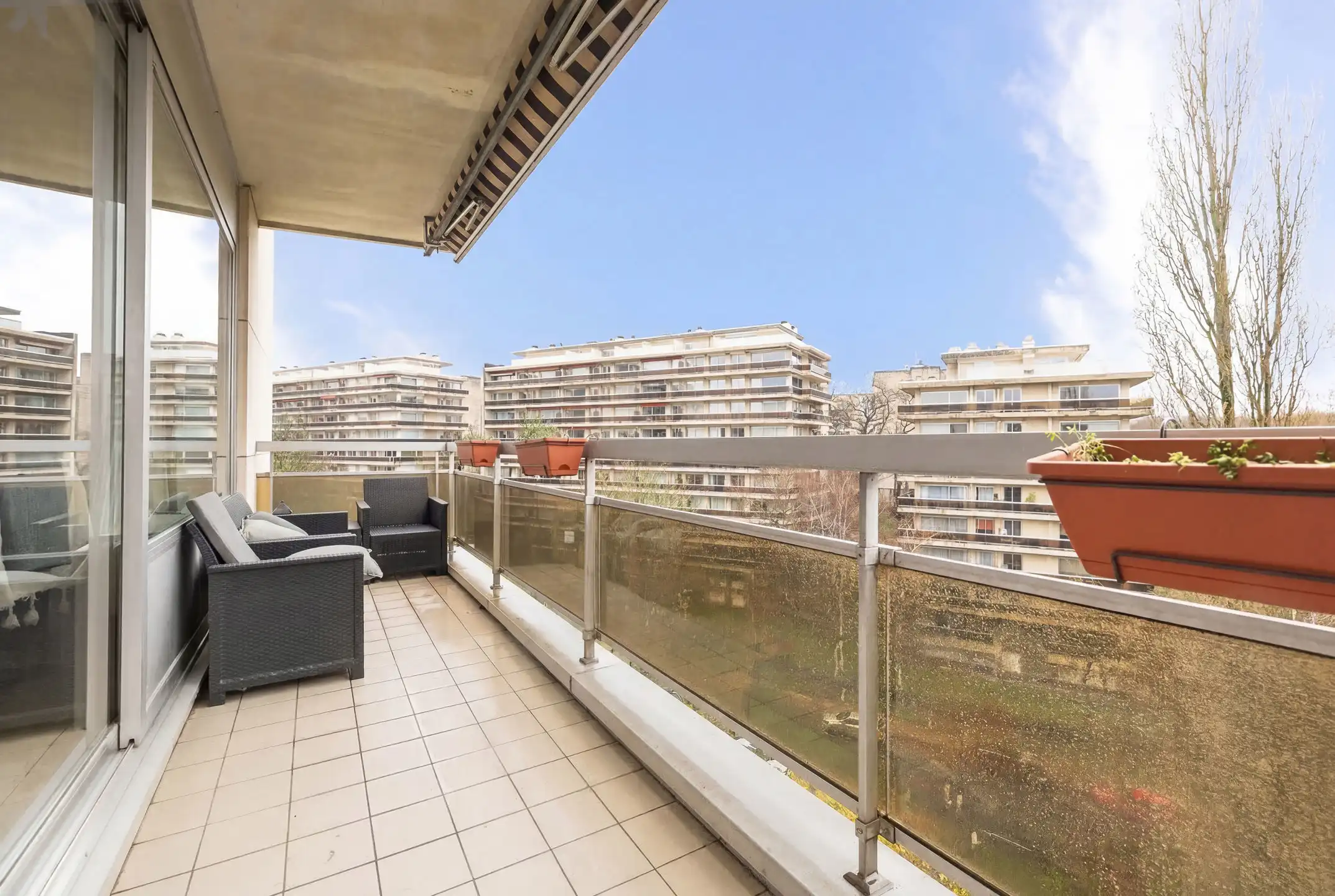 Licht en ruimte in het groene Parc Brugmann foto 8