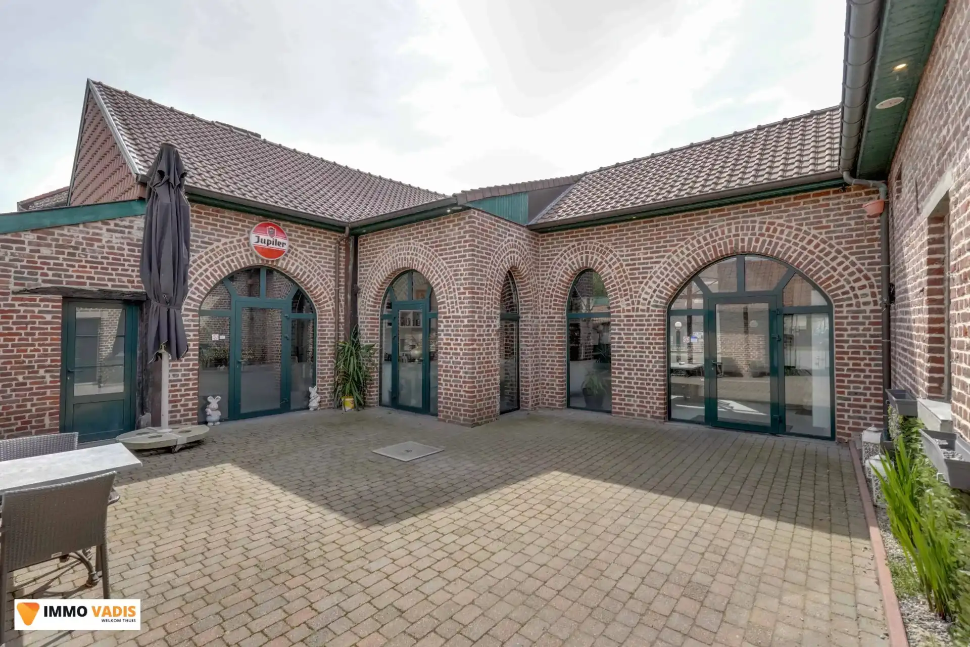 Handelshuis met commerciële topligging in Bilzen foto 3
