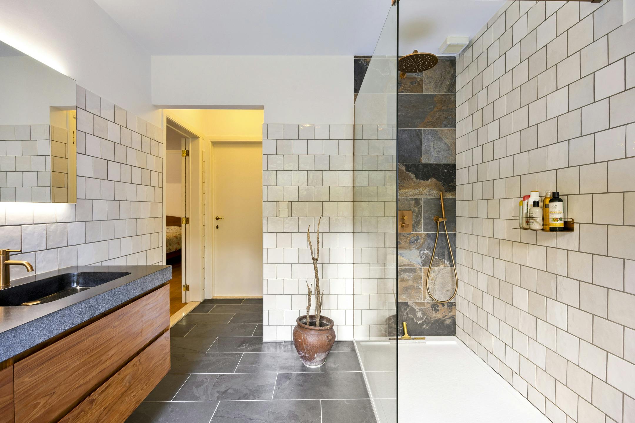 Villa met vakantiewoning te koop in Maasmechelen foto 18