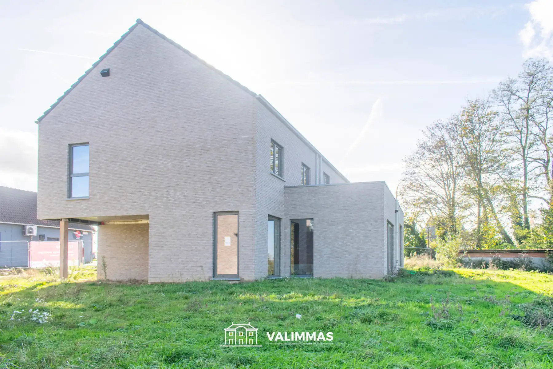 Nieuwbouwwoning met 4 kamers, carport en grote tuin... foto 7