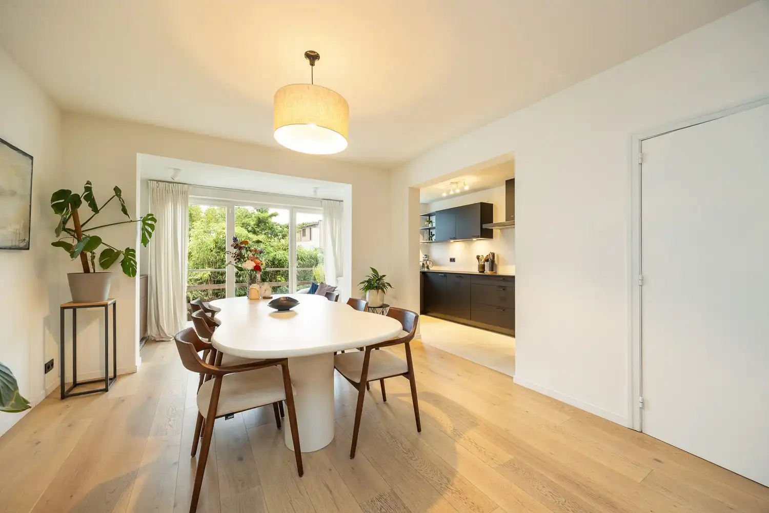 Stijlvolle bel-étage (170m²) met 3 à 4 slaapkamers, garage en tuin in Deurne-Zuid - EPC B! foto 9