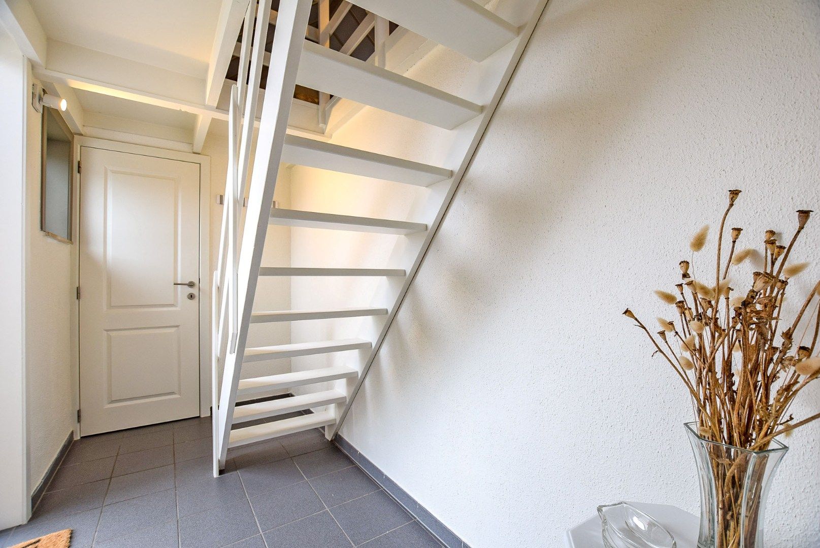 Prachtig onderhouden vakantiewoning (type vissershuis) met 3 slaapkamers en privé-parkeerplaats te Oostduinkerke.  foto 12