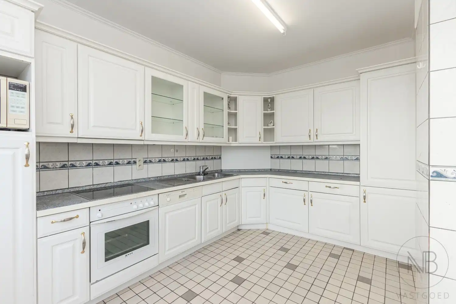 Drie slaapkamer appartement in het centrum van Genk foto 12