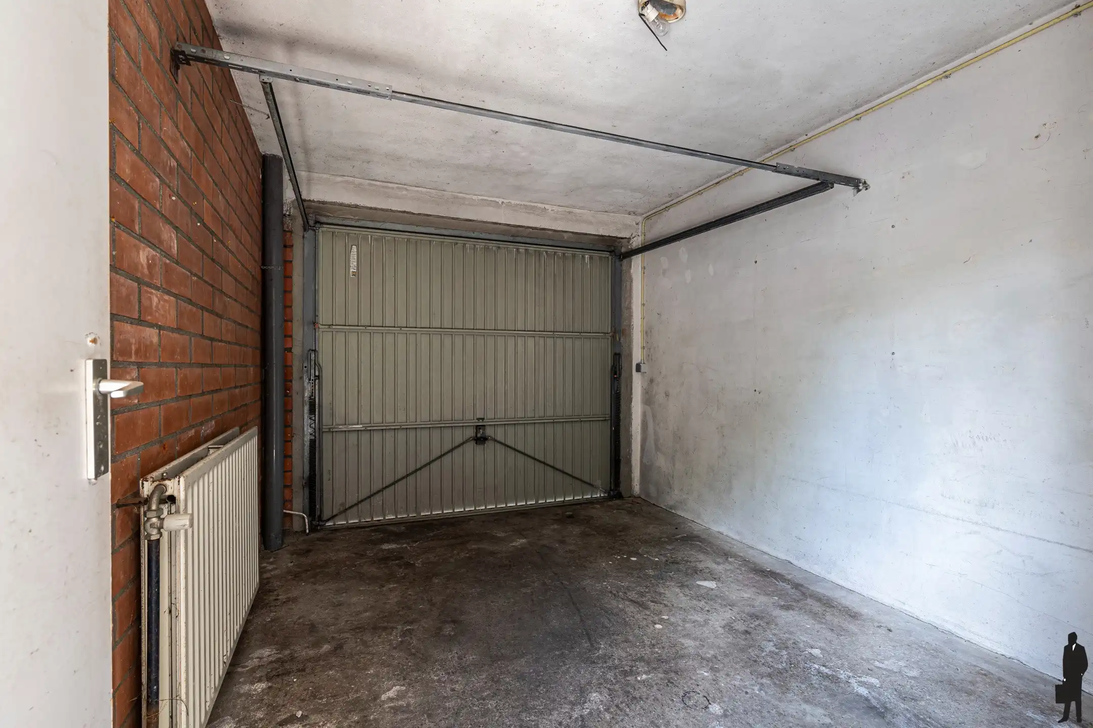 Eengezinswoning in kindvriendelijke omgeving met 4 slaapkamers en ruime garage op een perceel van ca. 318 m²! foto 32