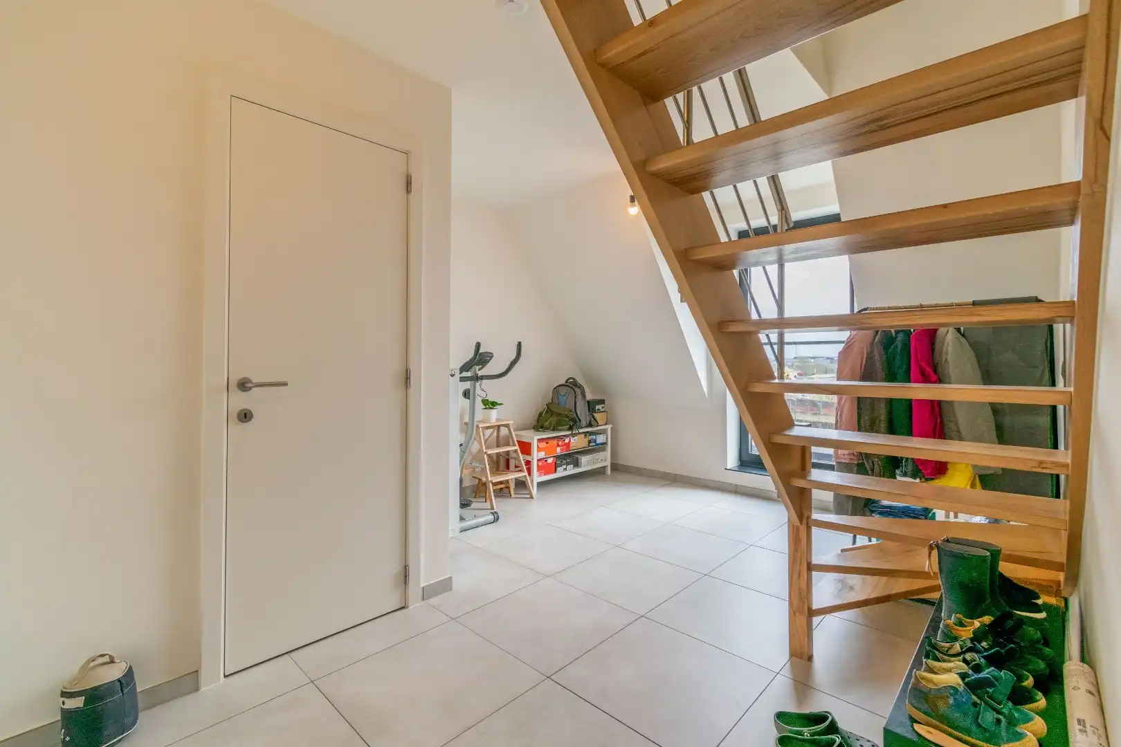 APPERTEMENT (2023) MET 3 SLAAPKAMERS, TERRAS & STAANPLAATS ! foto 5