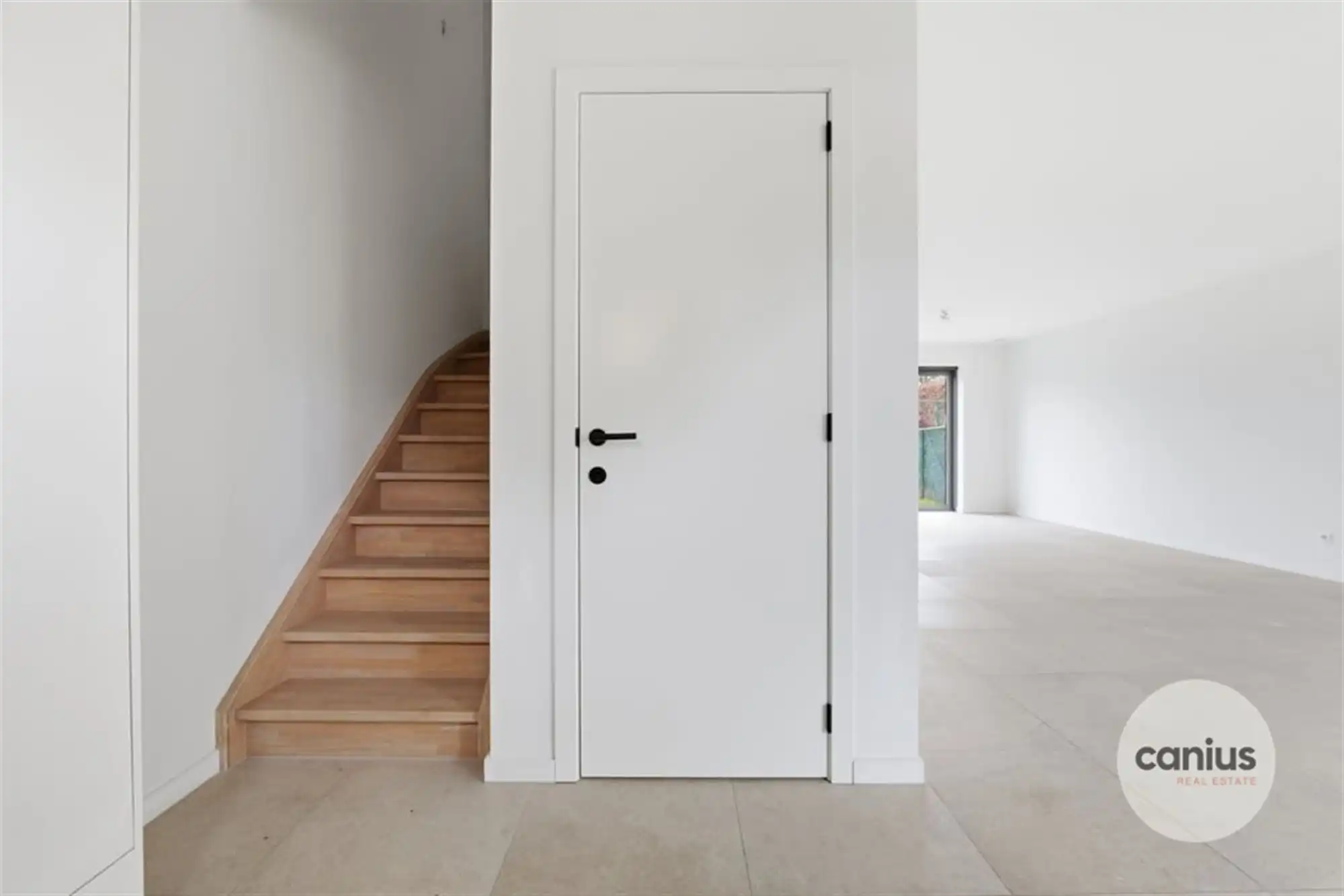 LANDELIJKE WONING MET 3 SLKS EN CARPORT foto 9