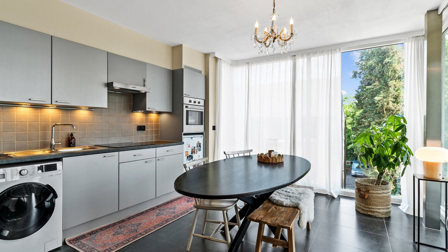 Appartement met 2 slaapkamers, kelder en parkeerplaats foto 7